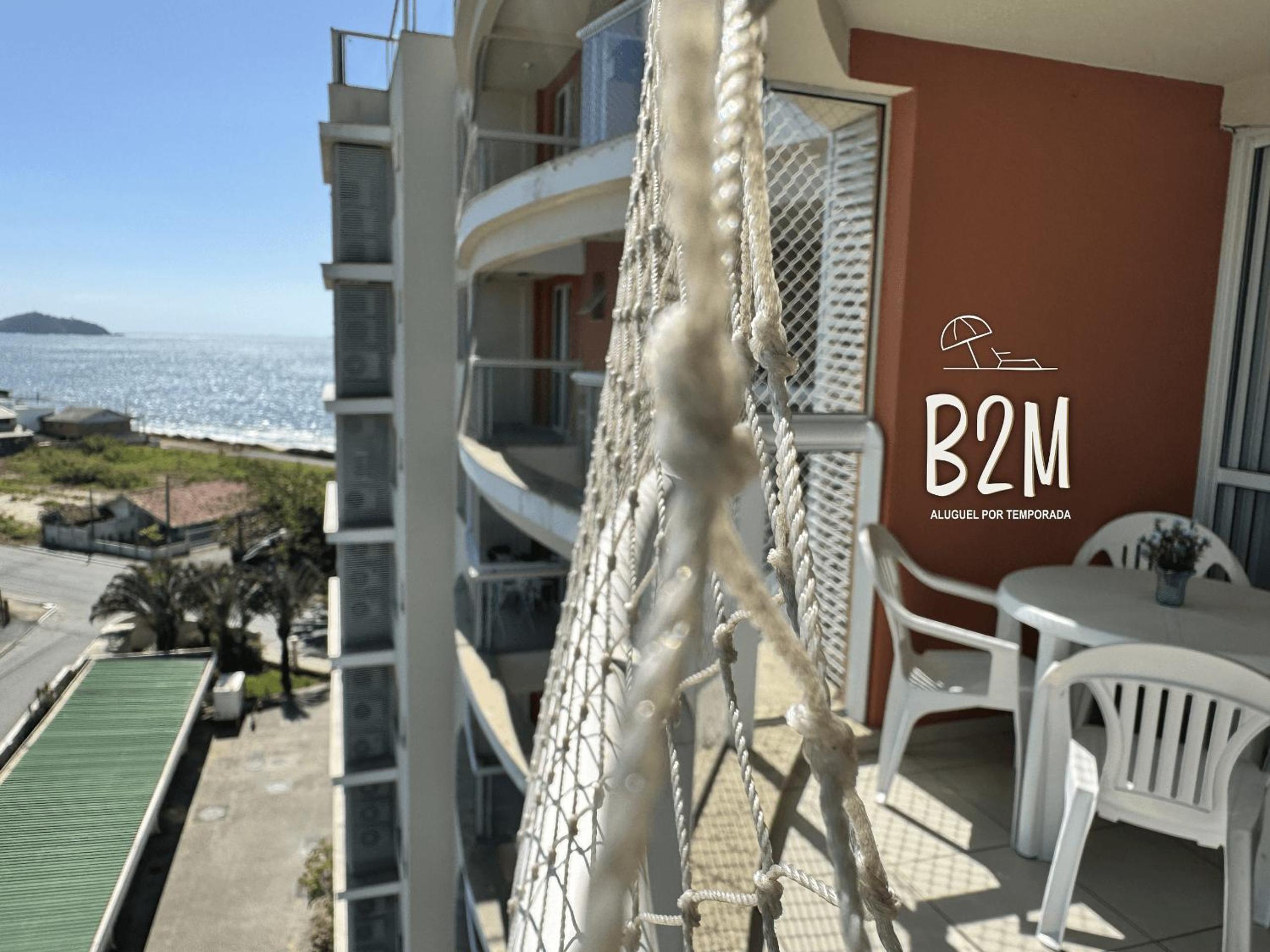Apartamento com vista mar, churrasqueira e piscina