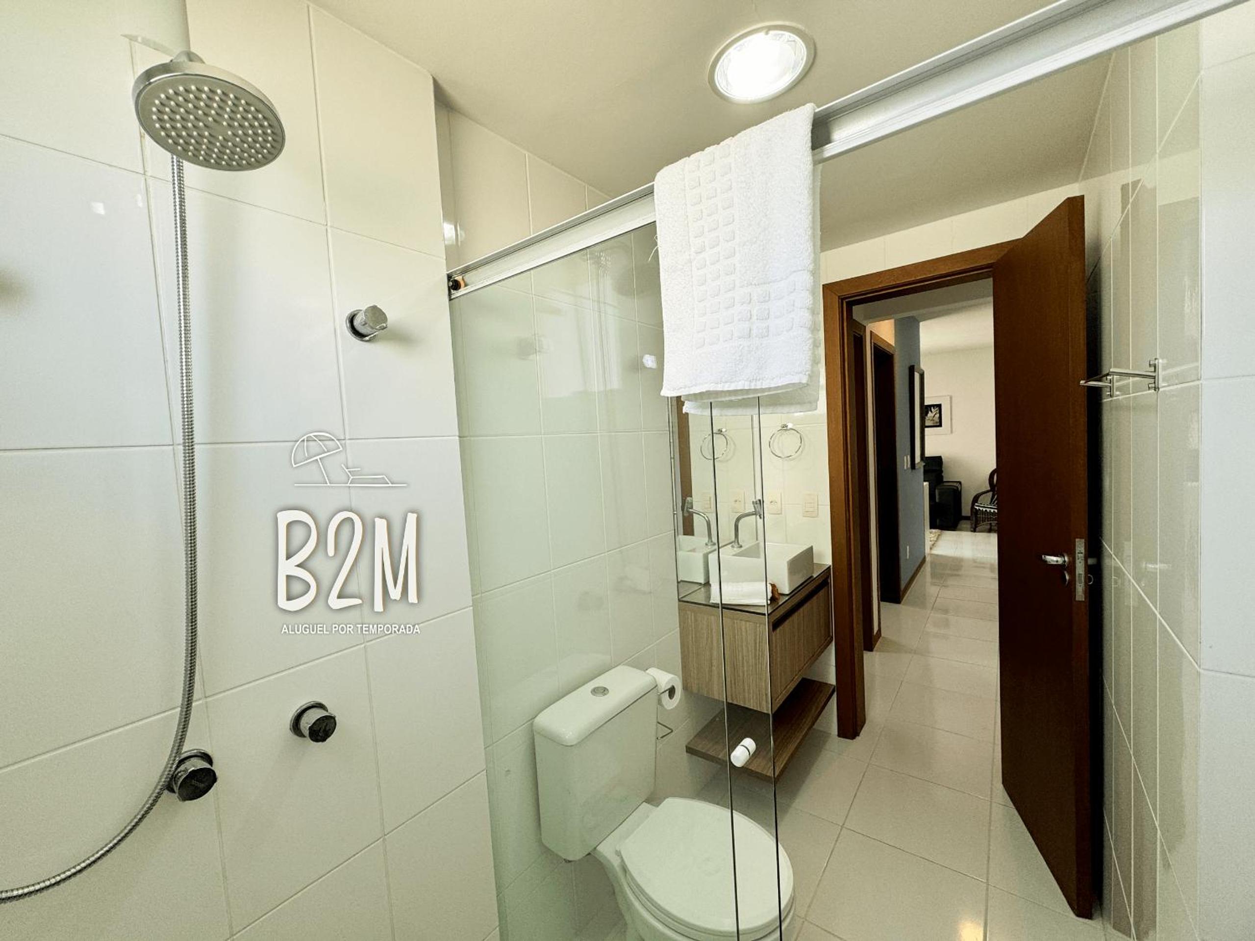 Apartamento com vista mar, churrasqueira e piscina