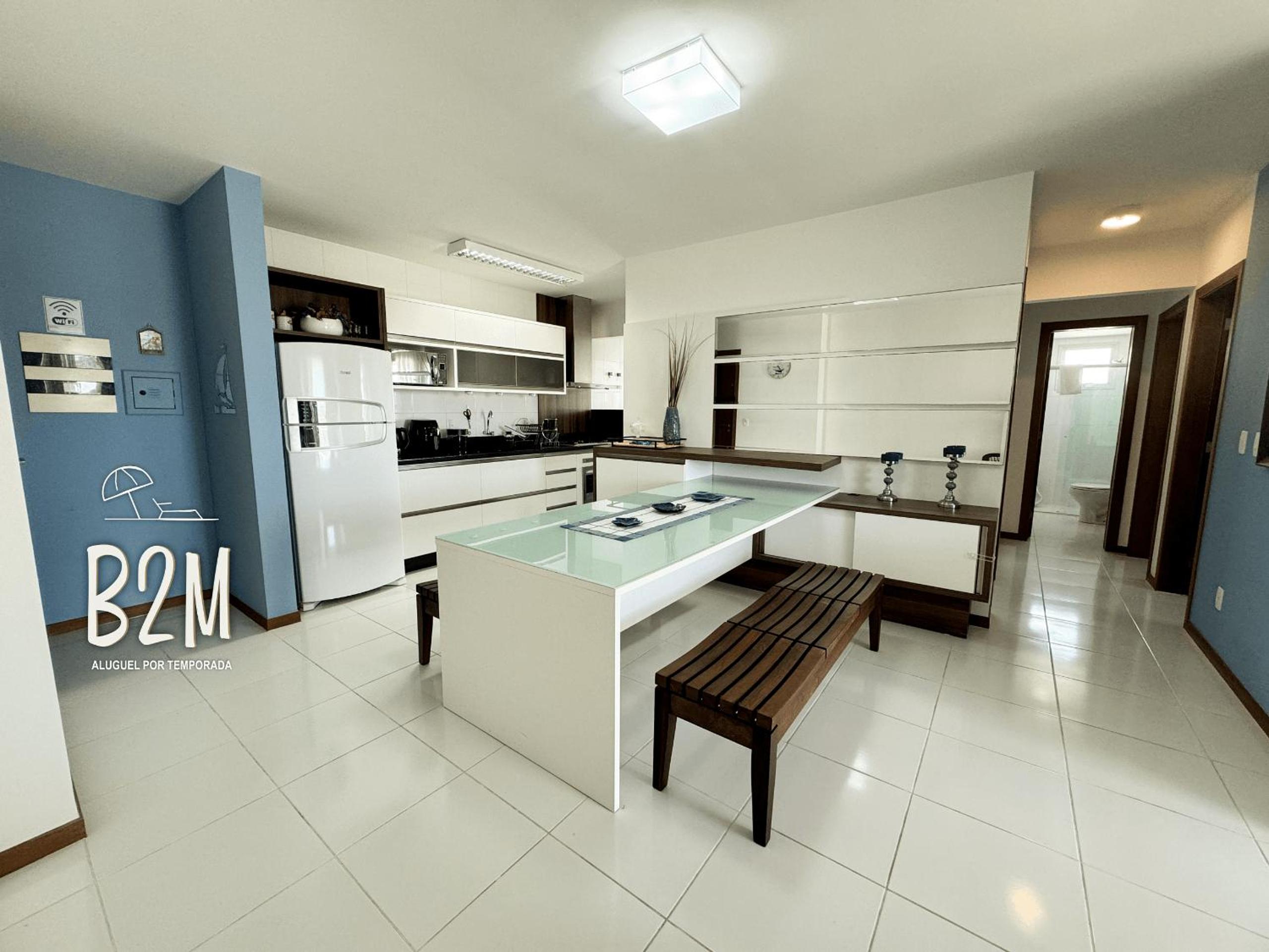 Apartamento com vista mar, churrasqueira e piscina