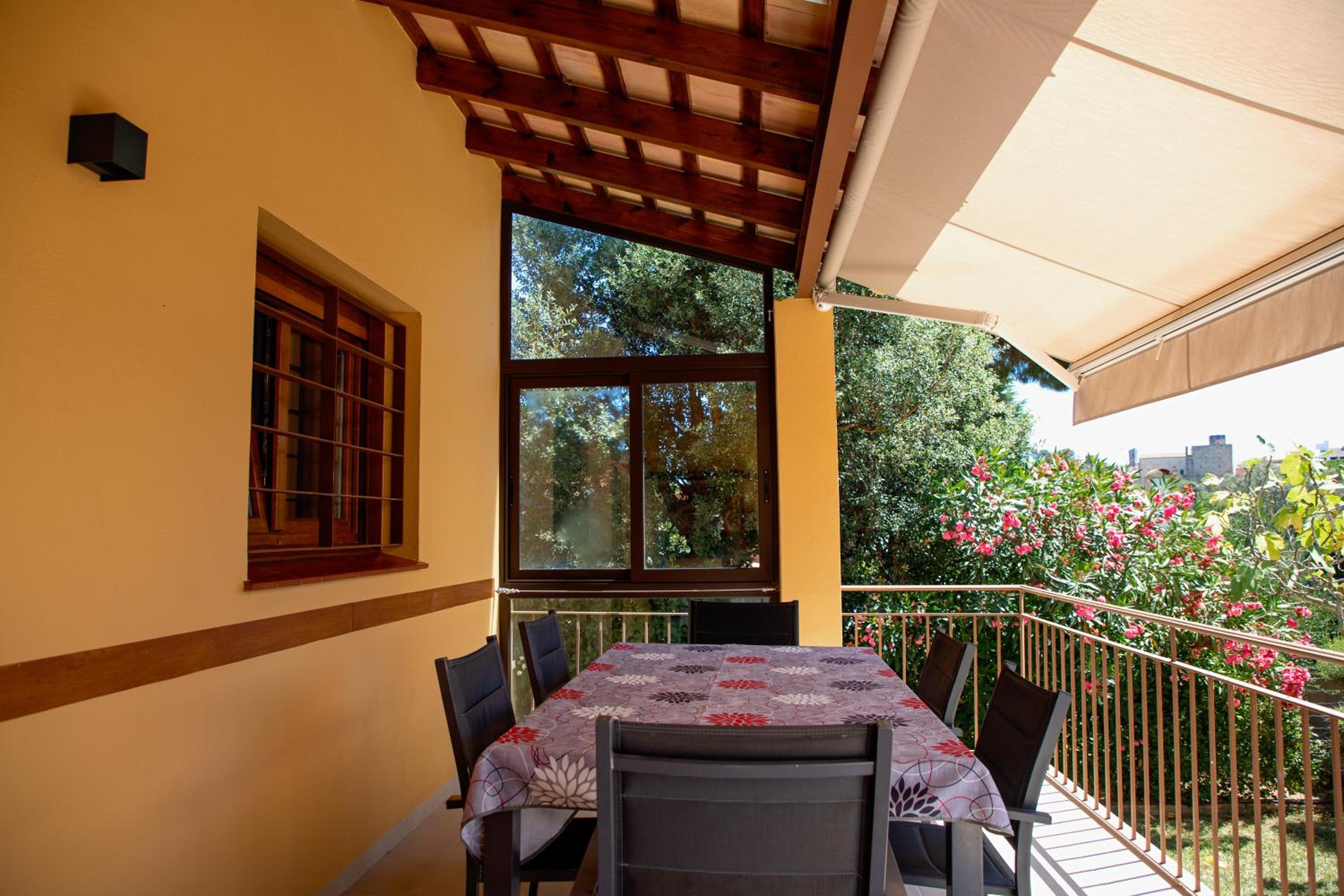 Villa Garbí by Alvent Holidays