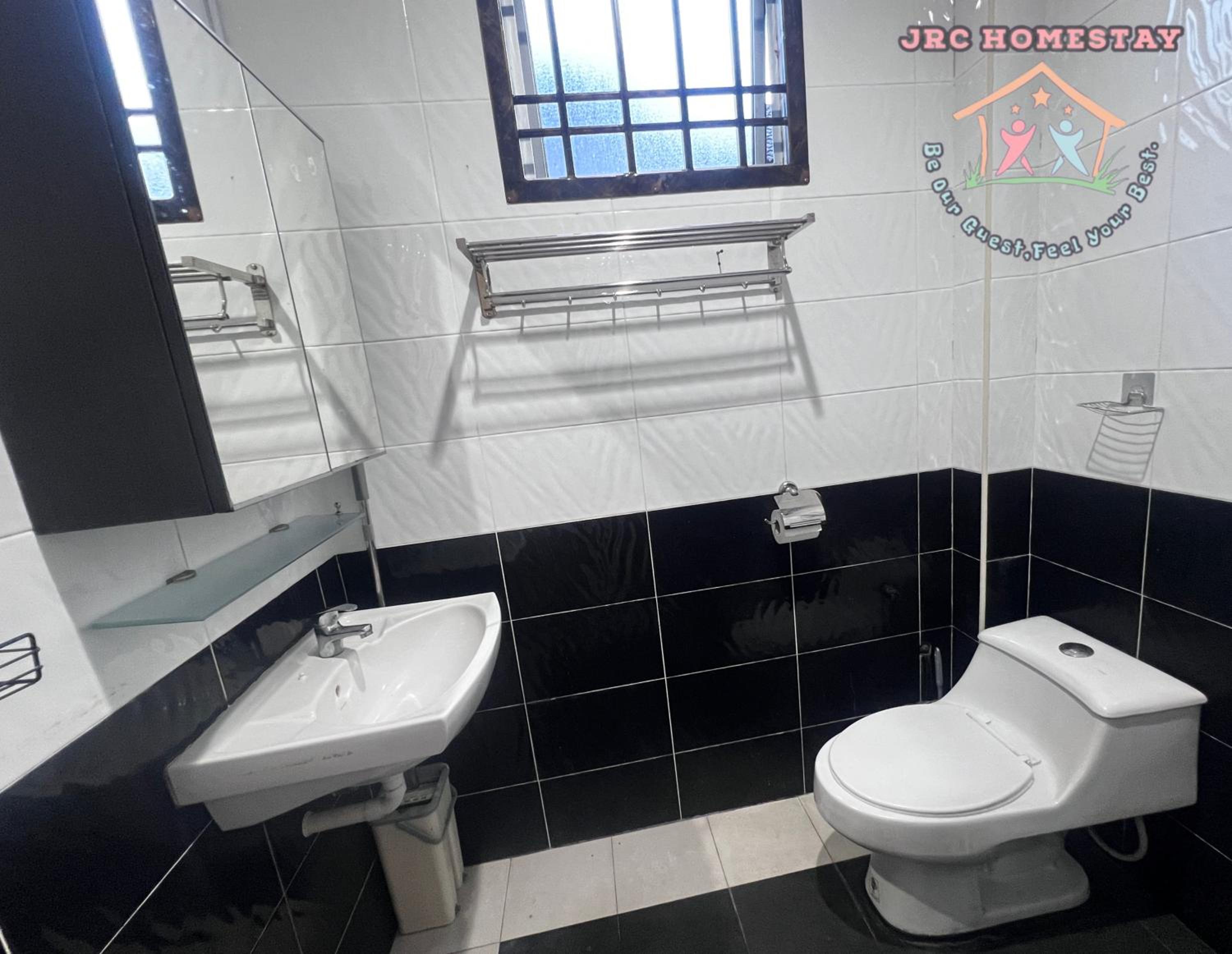 JRC Homestay-S3514 Setia Indah