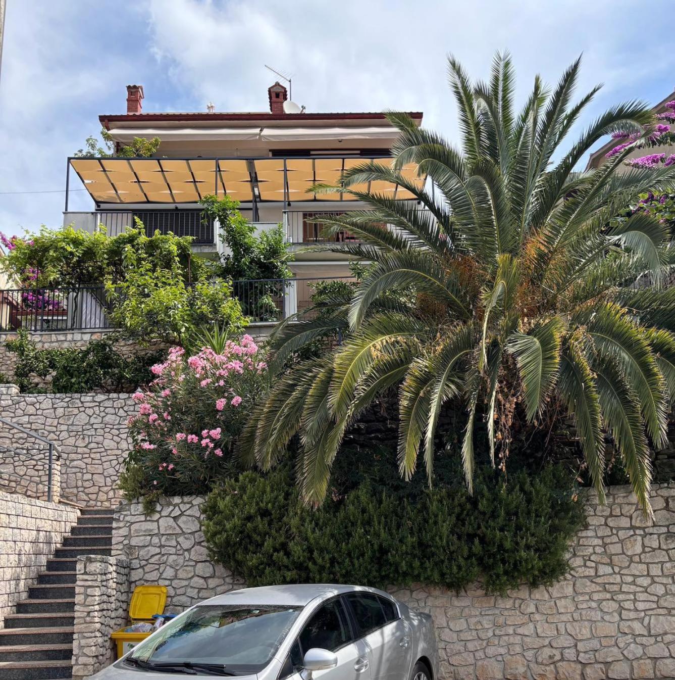 Apartment Mija Rabac with free parking in a garage