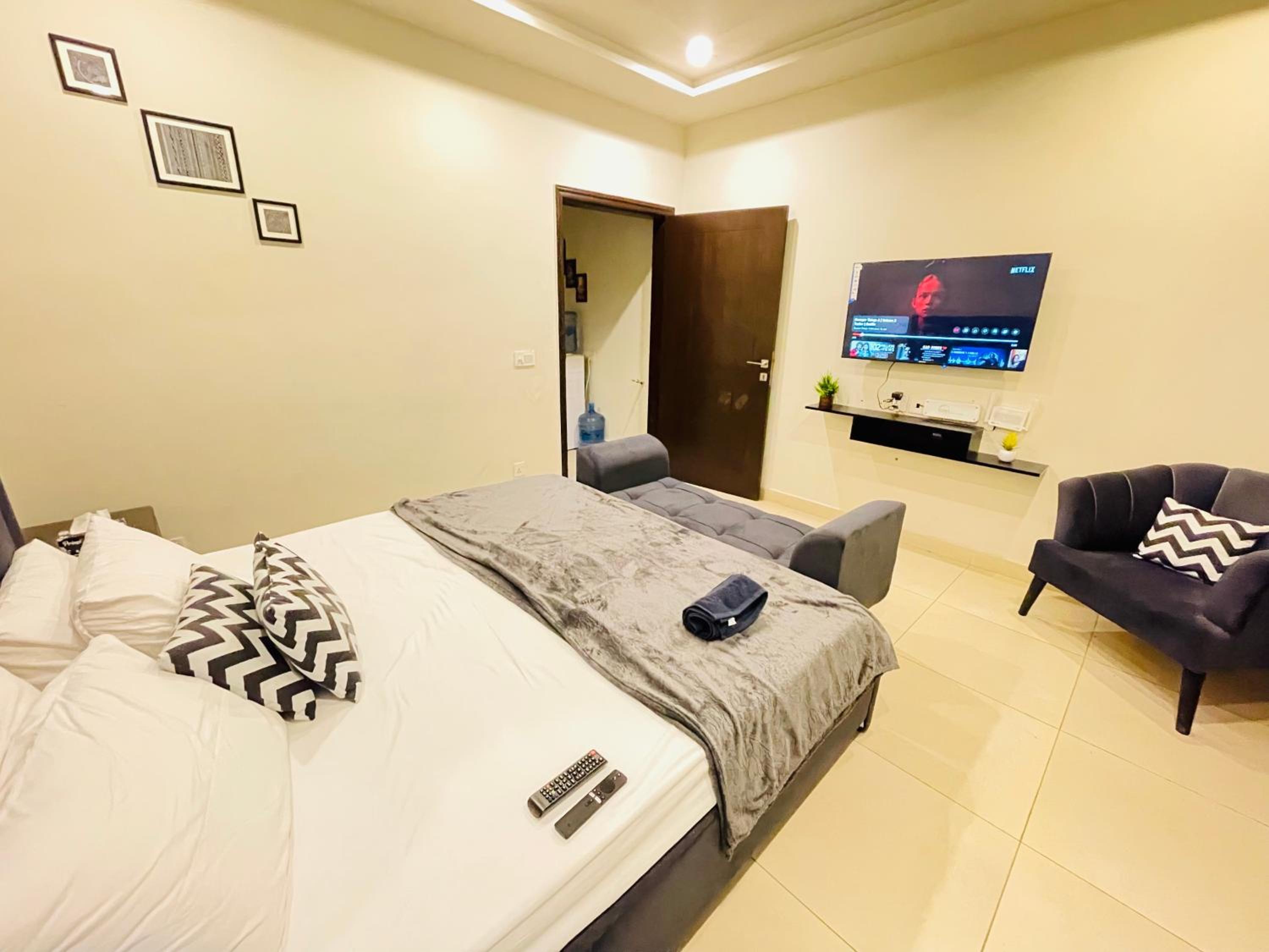 Best Apartment In Islamabad view 2