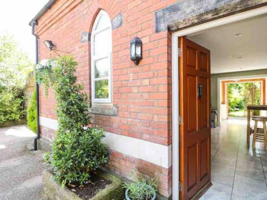 The Chapel - A Hidden Gem with Private Pool & Bar view 5