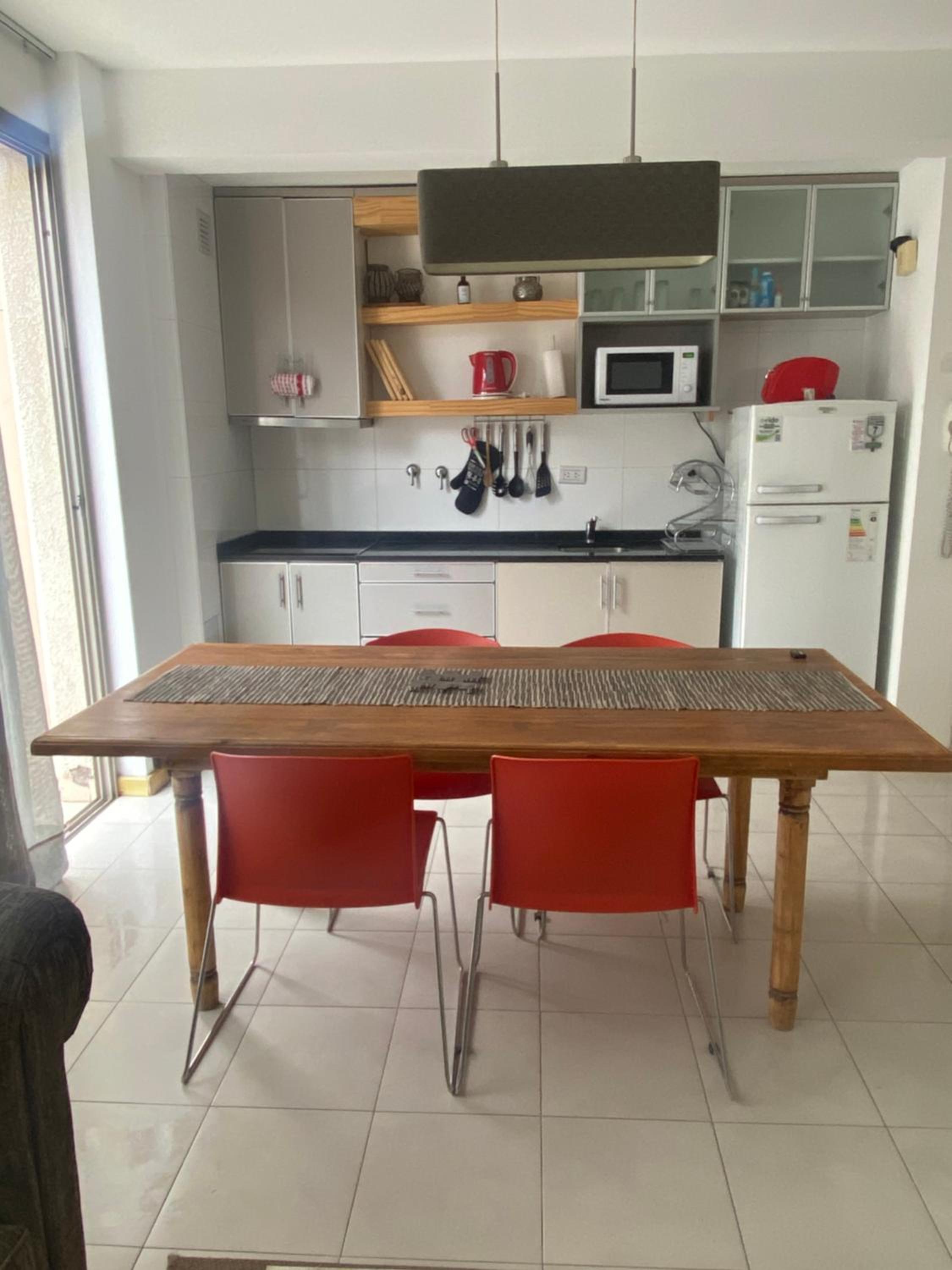 Exclusivo en PB patio, cochera, equipado,