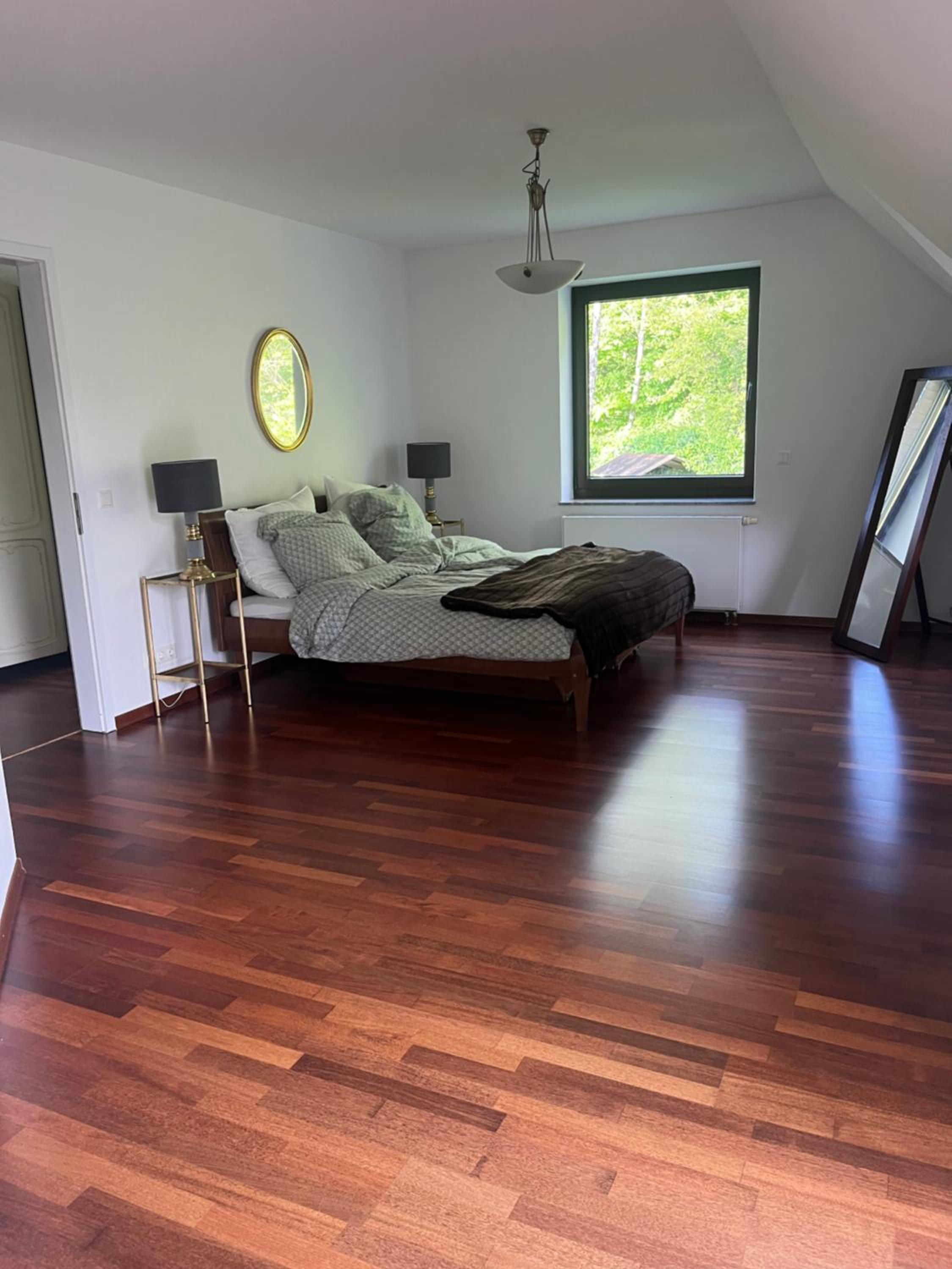 Außergewöhnliches Haus in ruhiger zentraler Lage