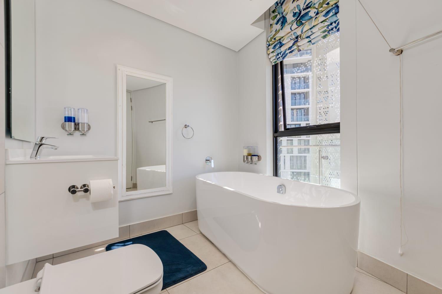 The Executive Apartment in Ellipse Waterfall City