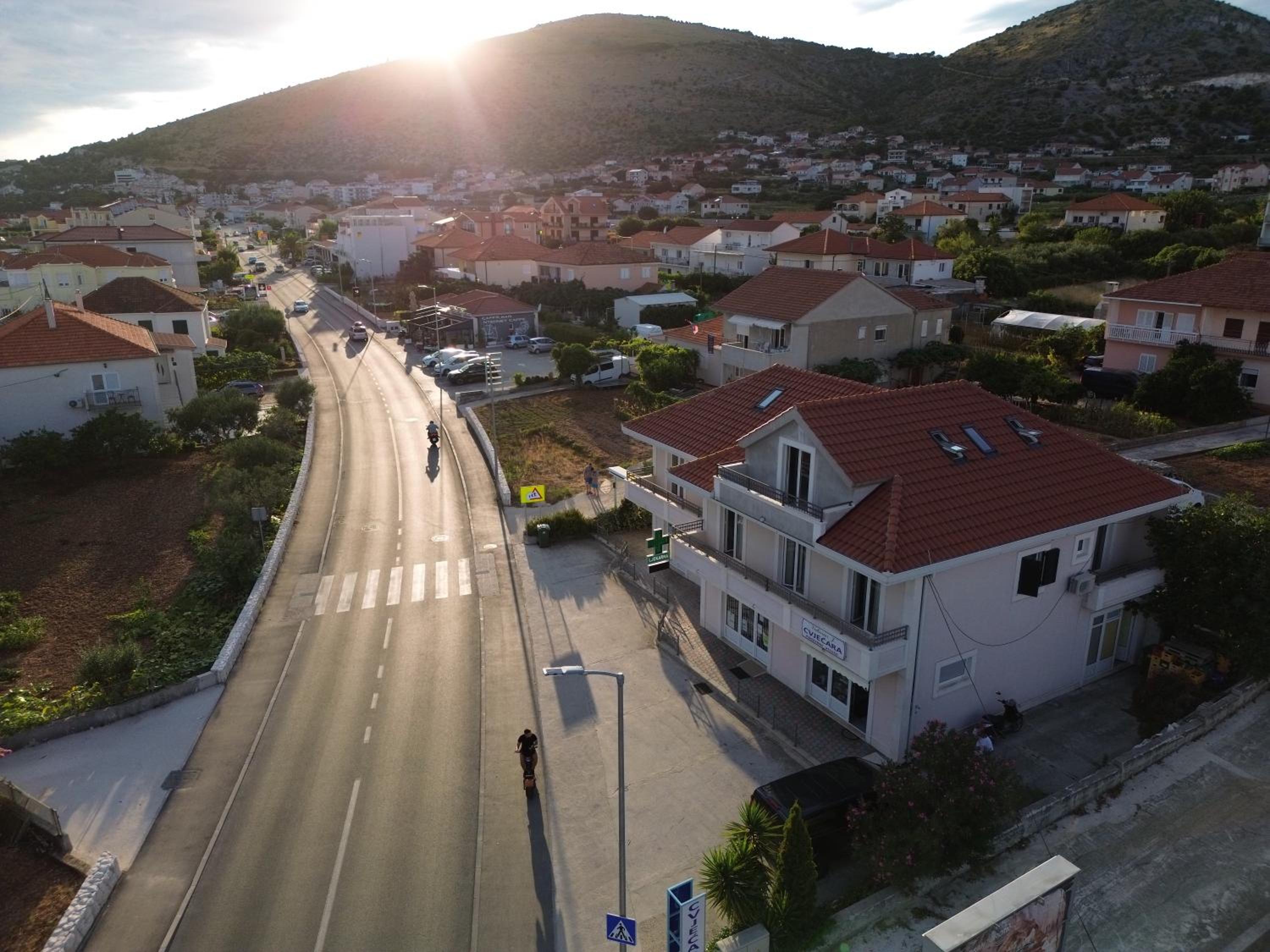 Novi apartmani Škrape u samom centru s parkingom view 2