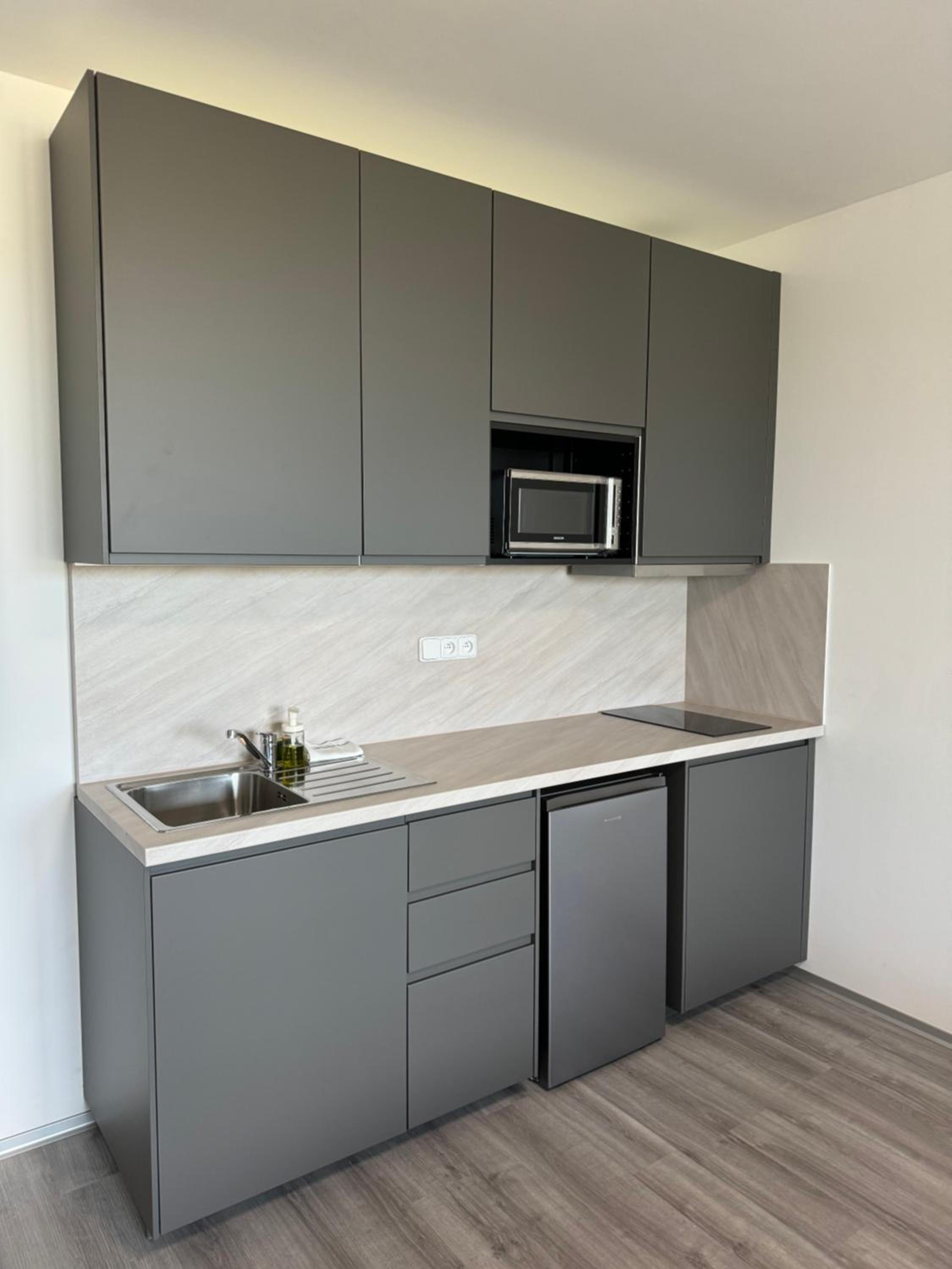 4U centre apartments