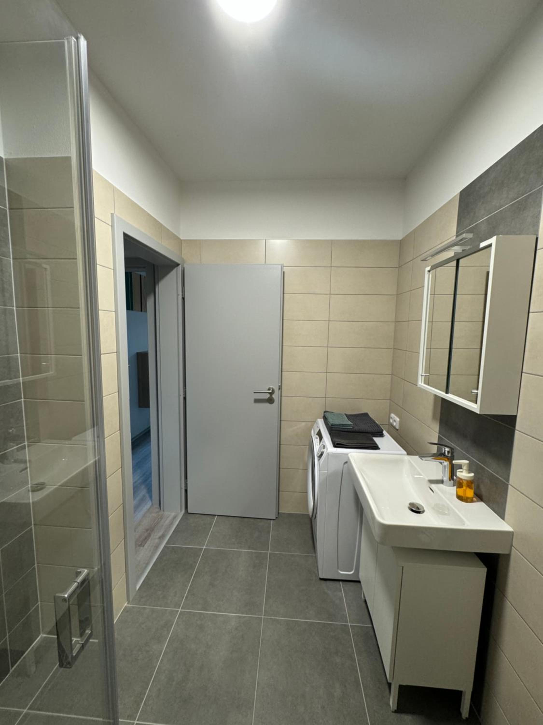 4U centre apartments