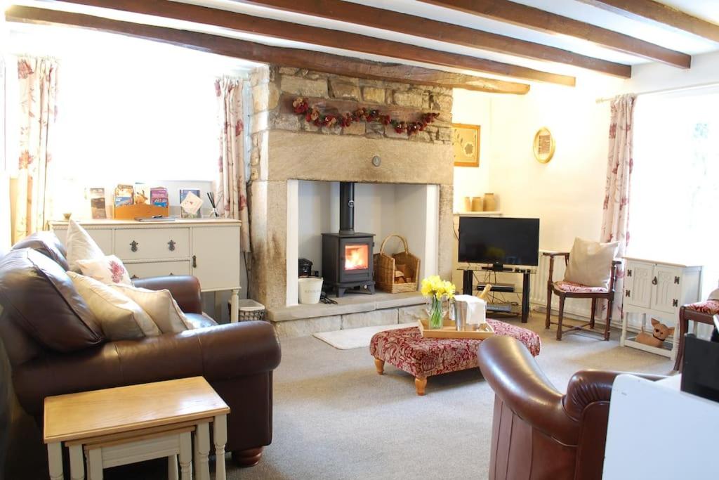 Yew Tree Cottage Riding Mill view 4