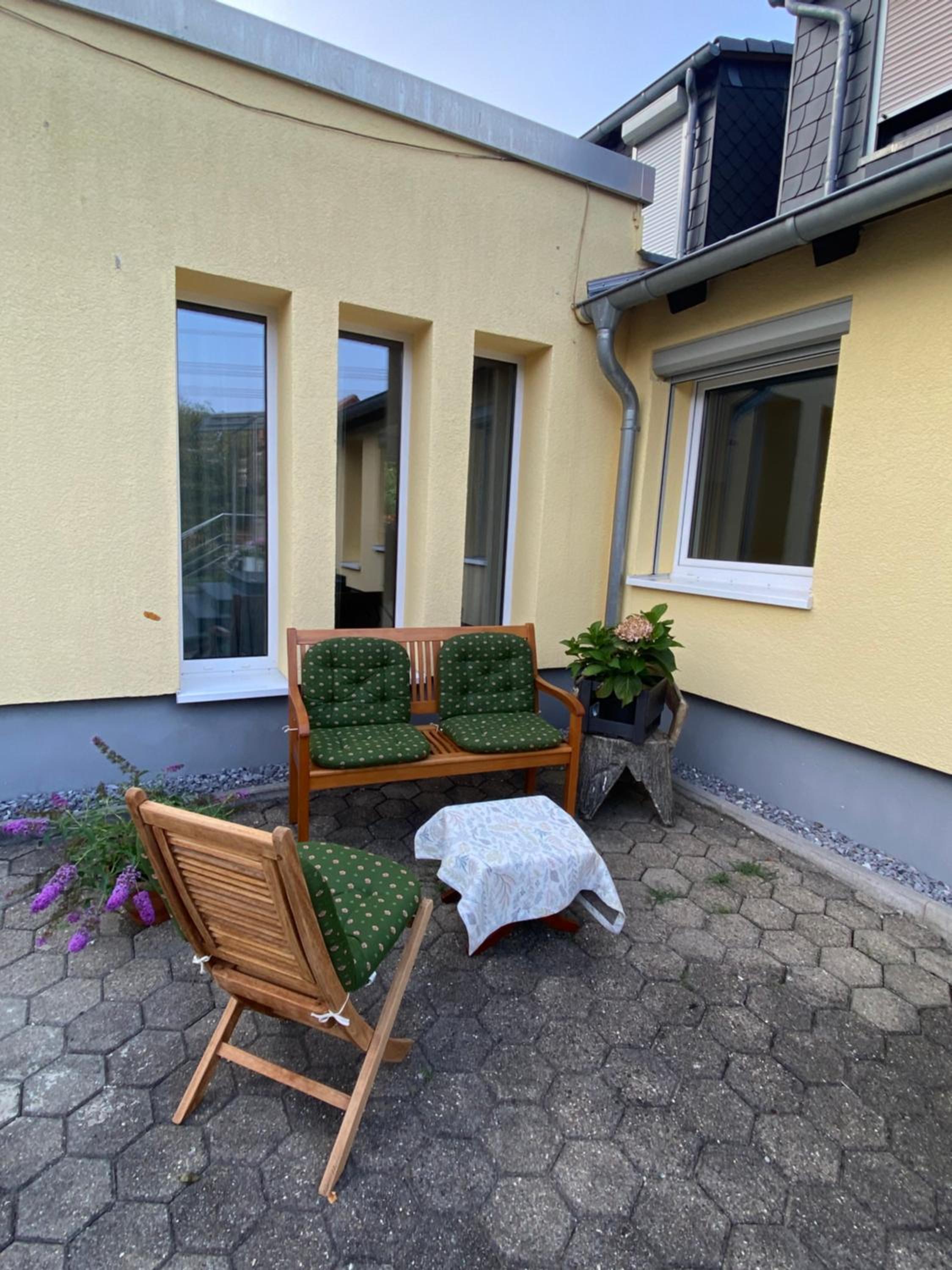 Zentrales modernes Apartment, Nähe Zoo und Stadion