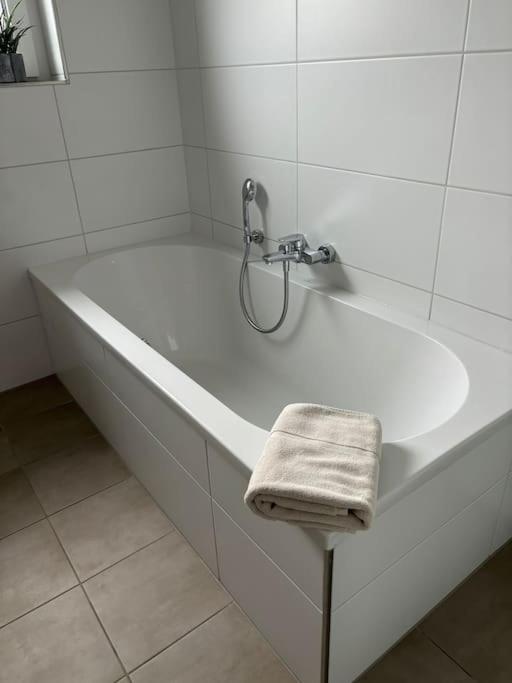 Wunderschöne Wohnung am Rhein nähe Koblenz