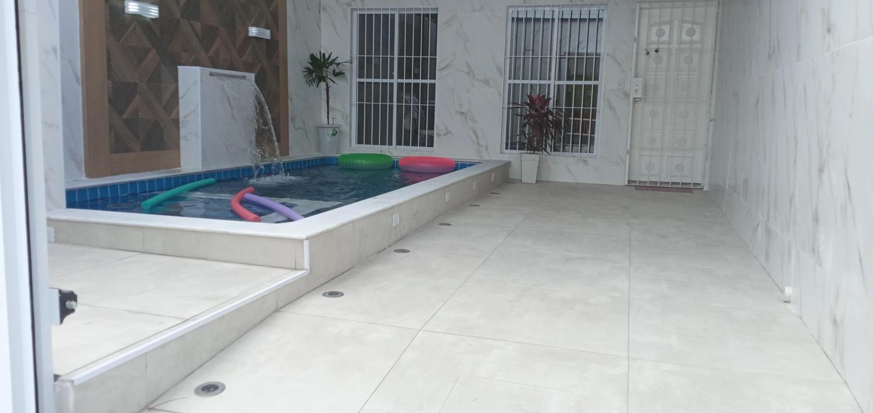 DISPONÍVEL CARNAVAL, NATAL E REVEILLON 2026 - Lindíssima Casa com 3 Suítes Próximo à Praia