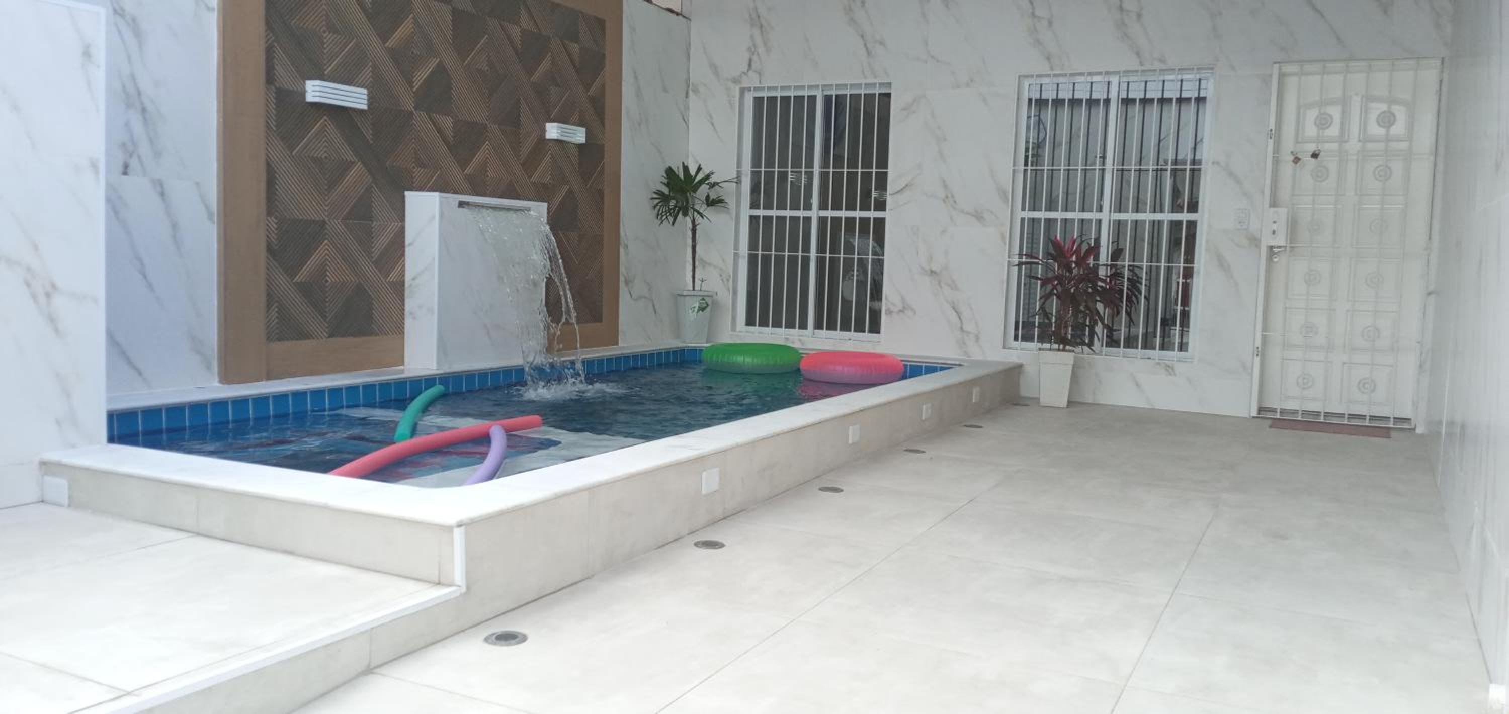 DISPONÍVEL CARNAVAL, NATAL E REVEILLON 2026 - Lindíssima Casa com 3 Suítes Próximo à Praia