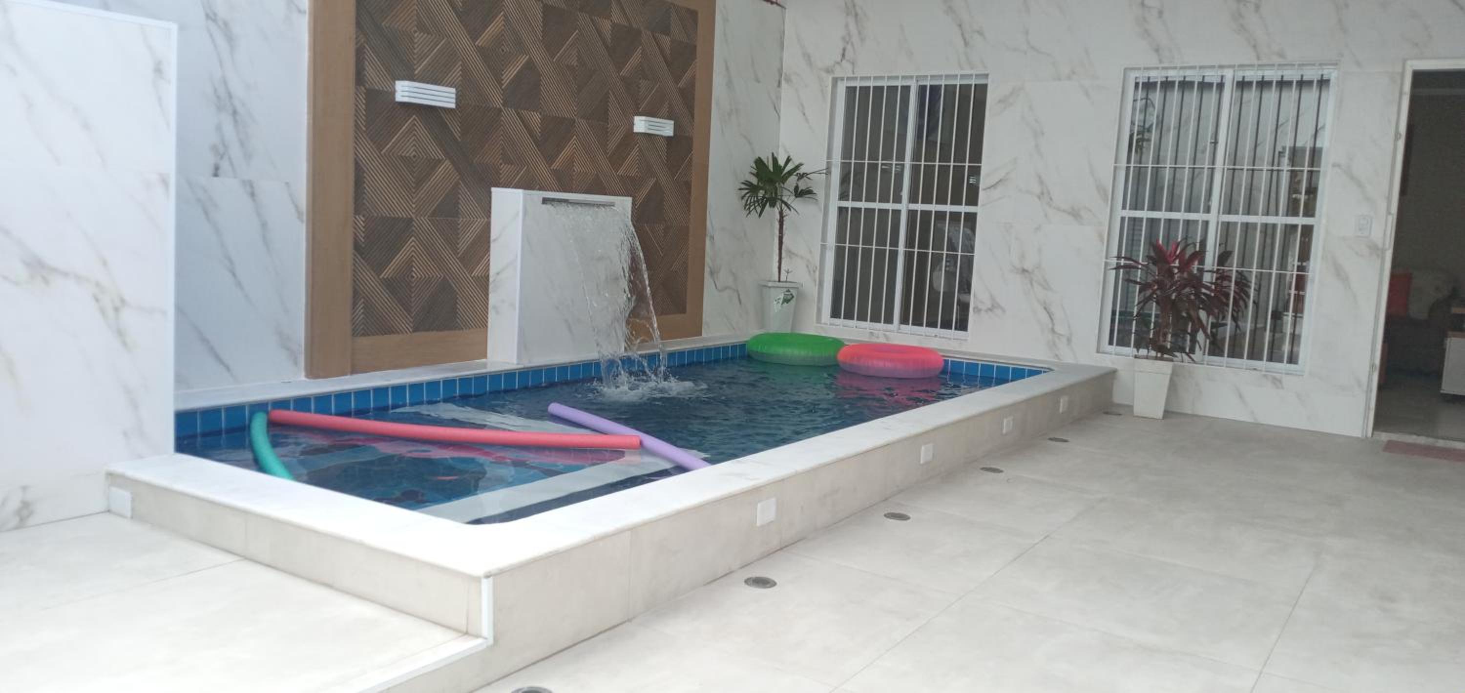 DISPONÍVEL CARNAVAL, NATAL E REVEILLON 2026 - Lindíssima Casa com 3 Suítes Próximo à Praia