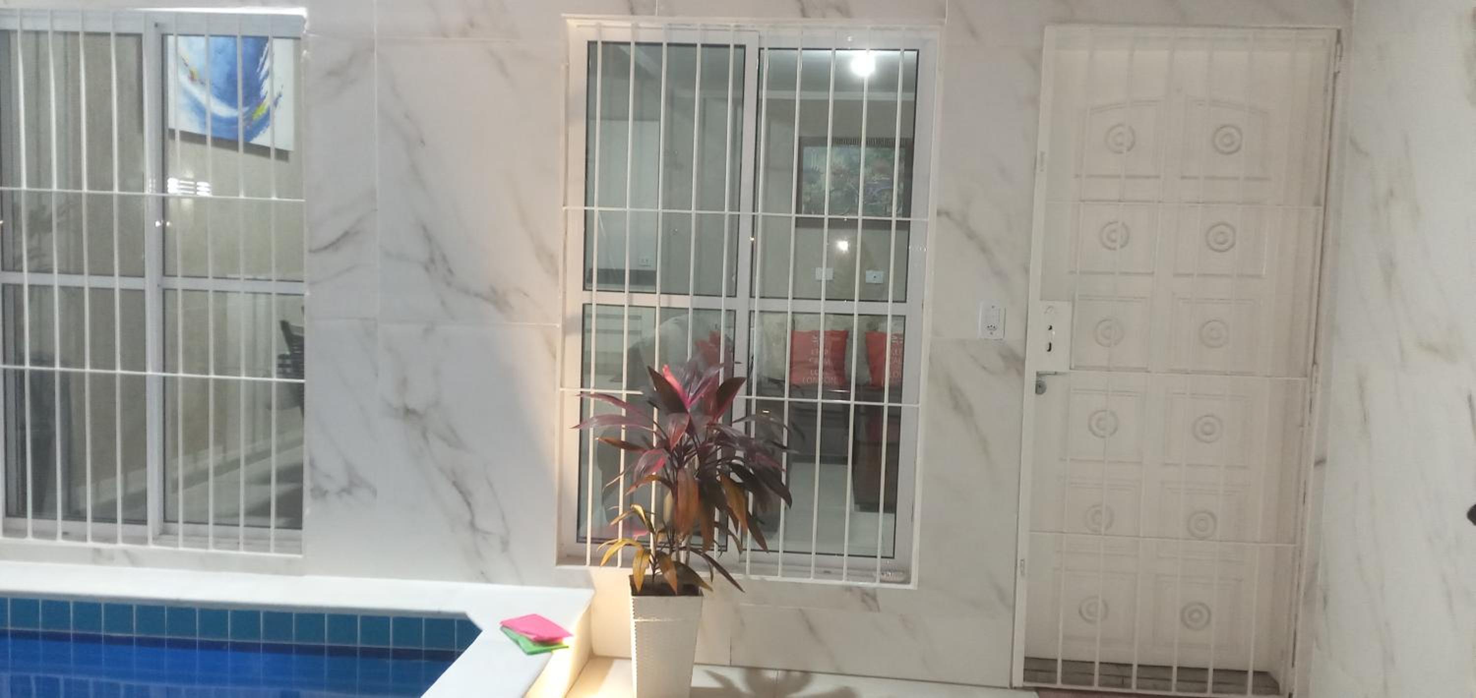 DISPONÍVEL CARNAVAL, NATAL E REVEILLON 2026 - Lindíssima Casa com 3 Suítes Próximo à Praia
