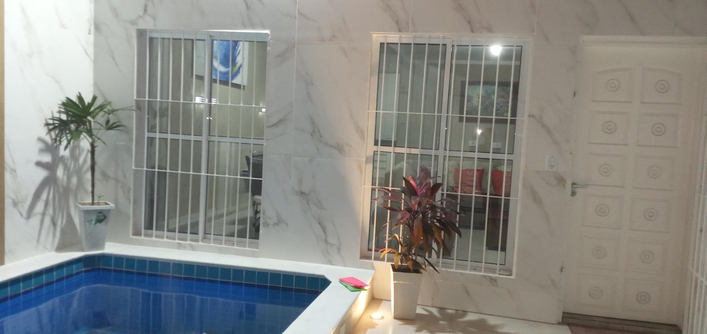 DISPONÍVEL CARNAVAL, NATAL E REVEILLON 2026 - Lindíssima Casa com 3 Suítes Próximo à Praia