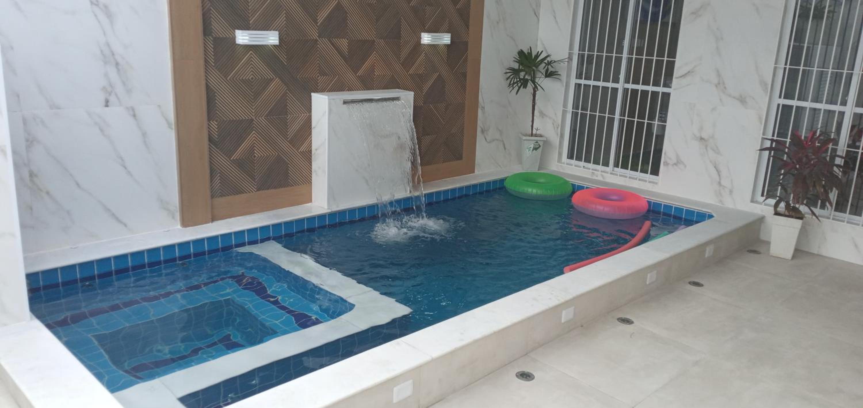 DISPONÍVEL CARNAVAL, NATAL E REVEILLON 2026 - Lindíssima Casa com 3 Suítes Próximo à Praia