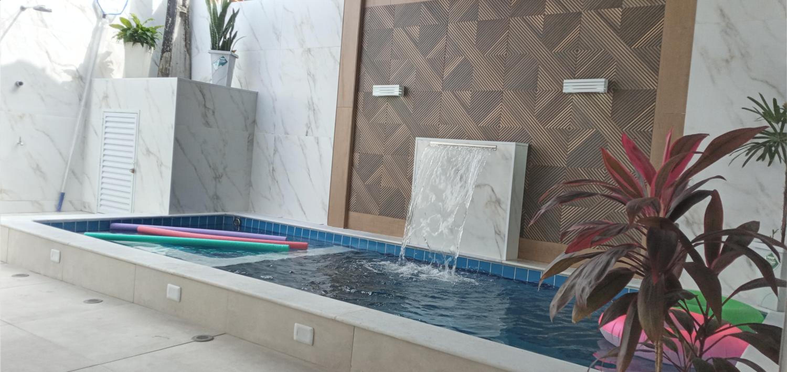 DISPONÍVEL CARNAVAL, NATAL E REVEILLON 2026 - Lindíssima Casa com 3 Suítes Próximo à Praia