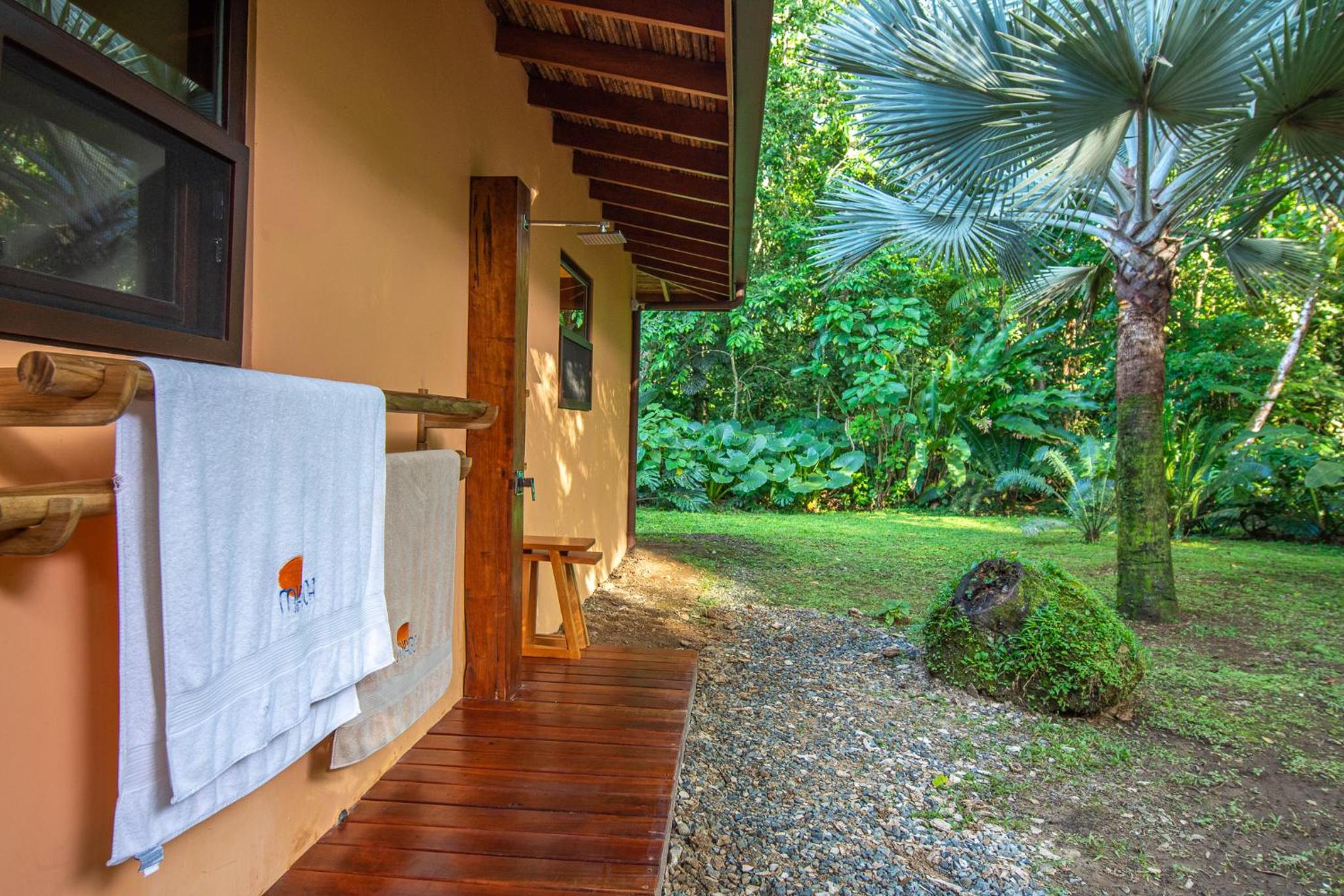 Miagoa Beachfront Villa Perfect for Families