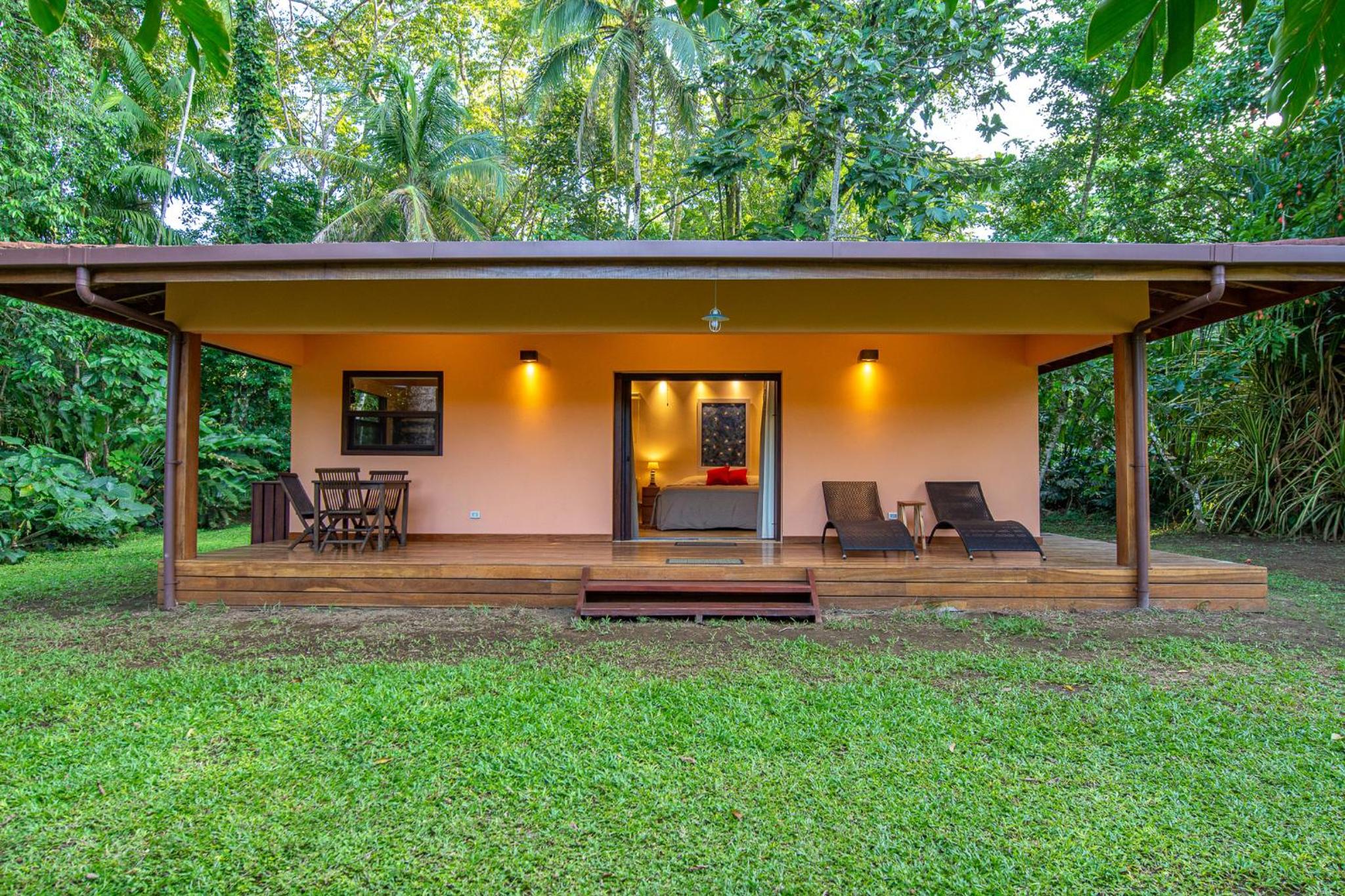 Miagoa Beachfront Villa Perfect for Families