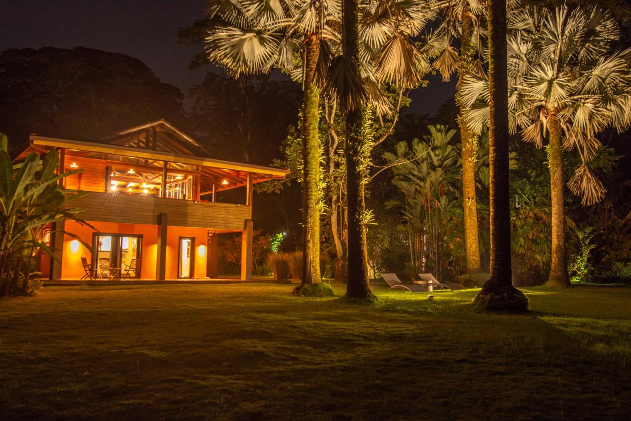 Miagoa Beachfront Villa Perfect for Families