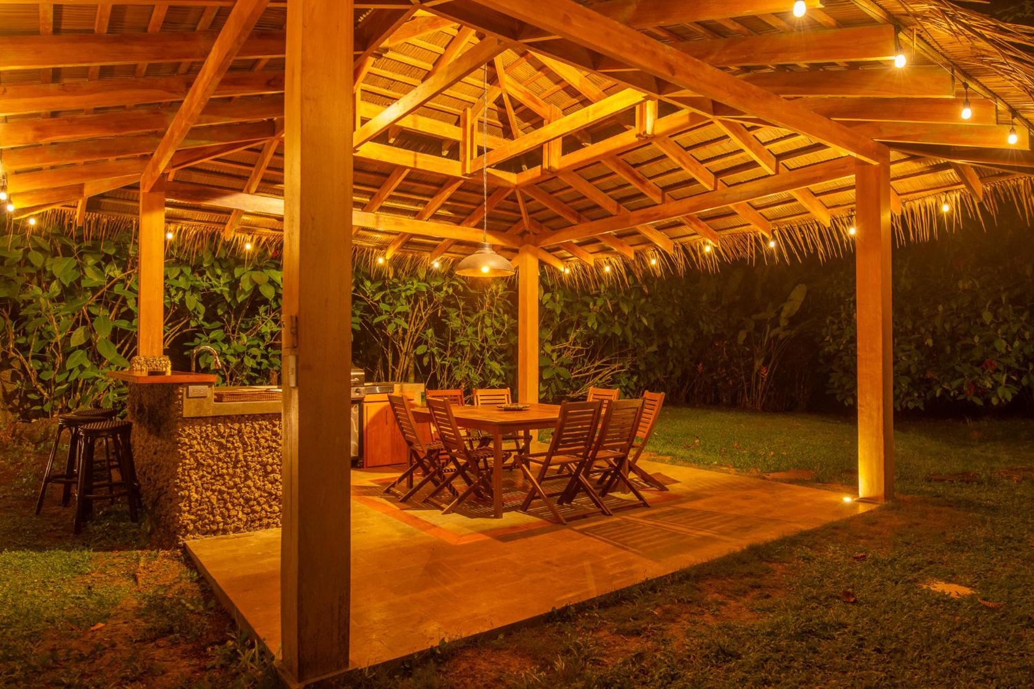 Miagoa Beachfront Villa Perfect for Families