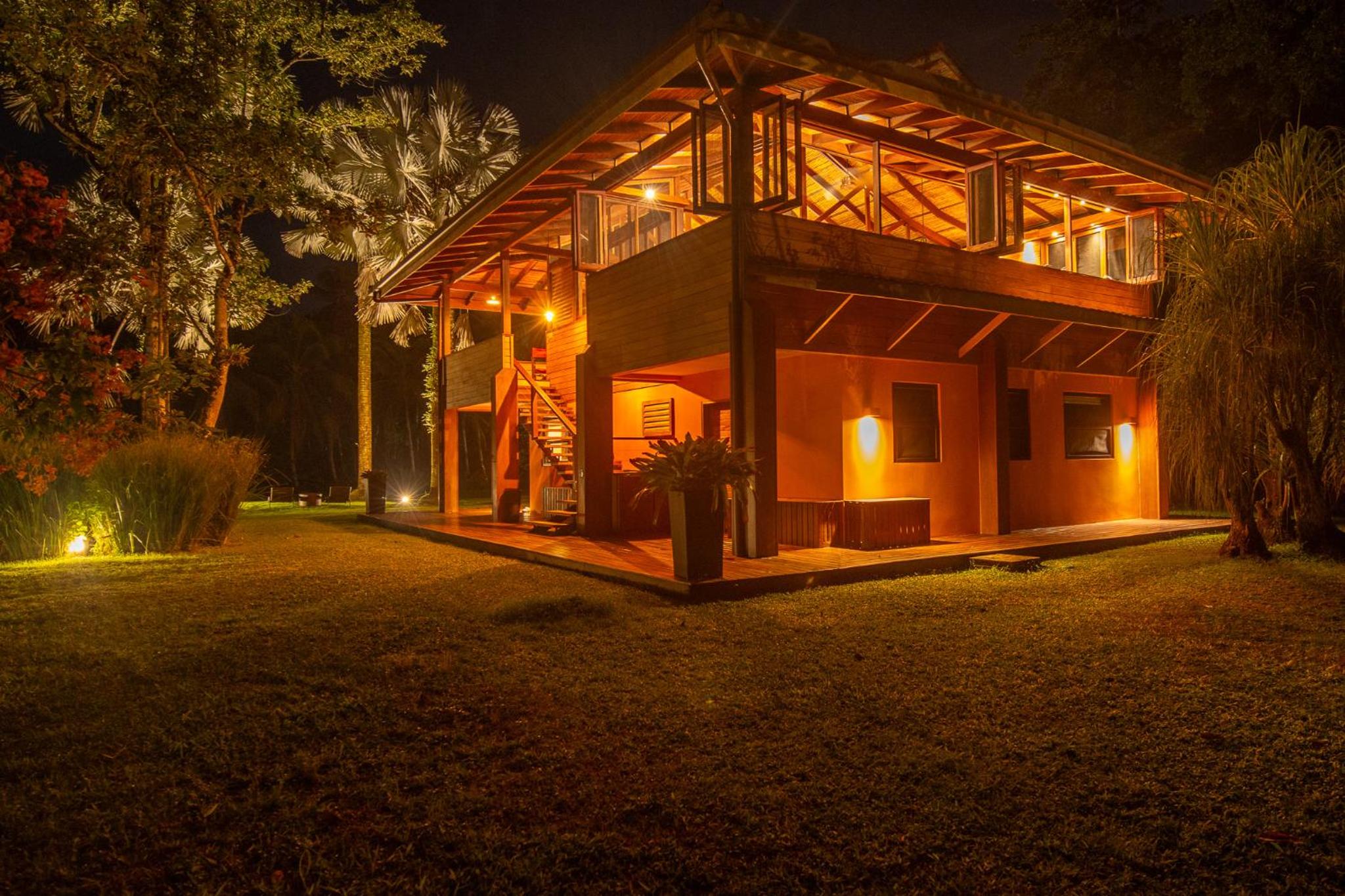 Miagoa Beachfront Villa Perfect for Families