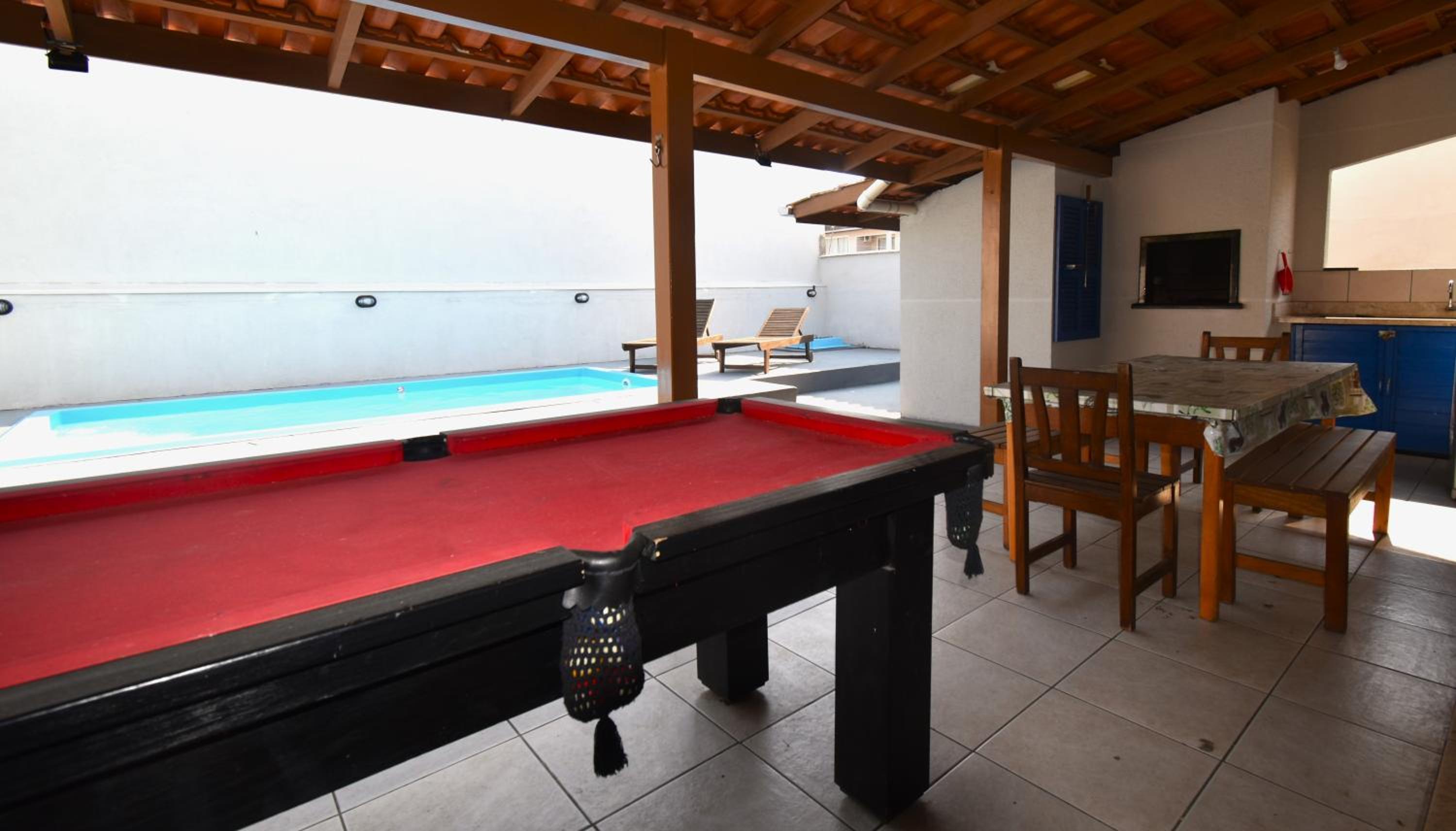 Casa Içara - 4 quartos - piscina
