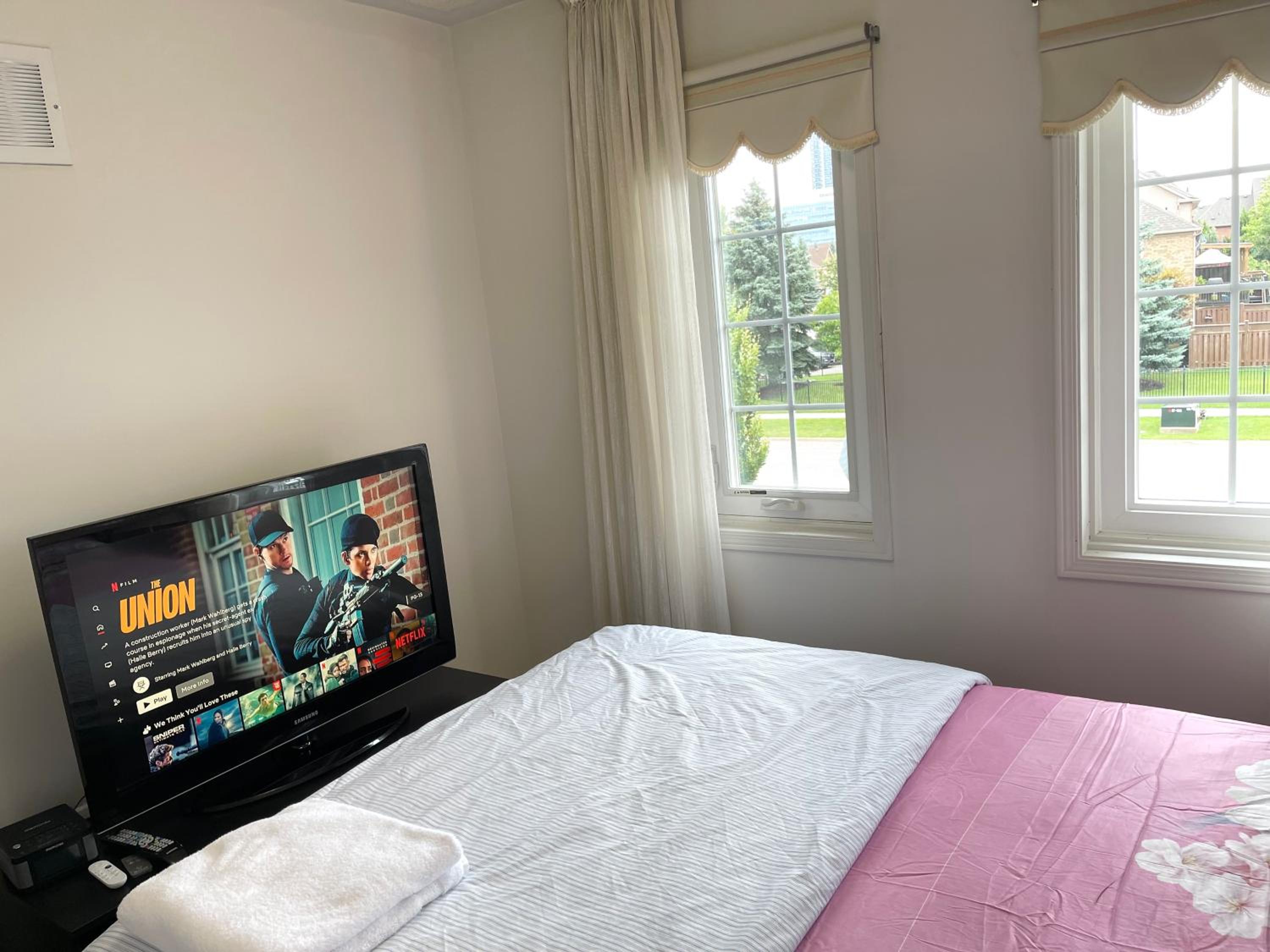 Cozy Private Bedrooms in Vaughan