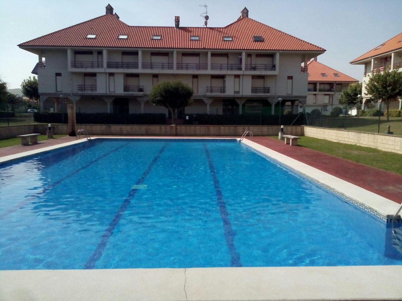 Bonito Duplex en Gran URB Con PISCINA view 2