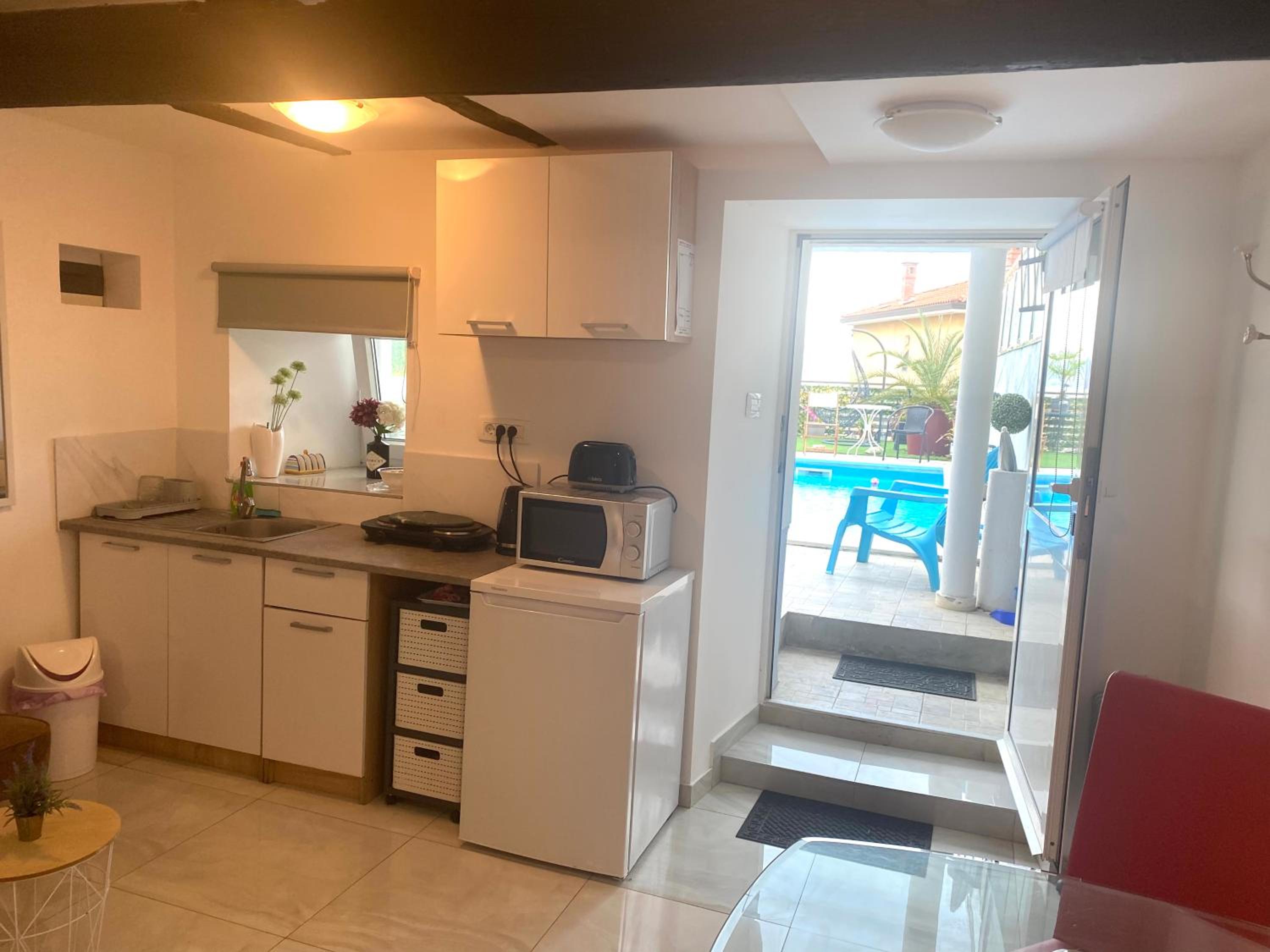 Studio Apartment Oscar view 5