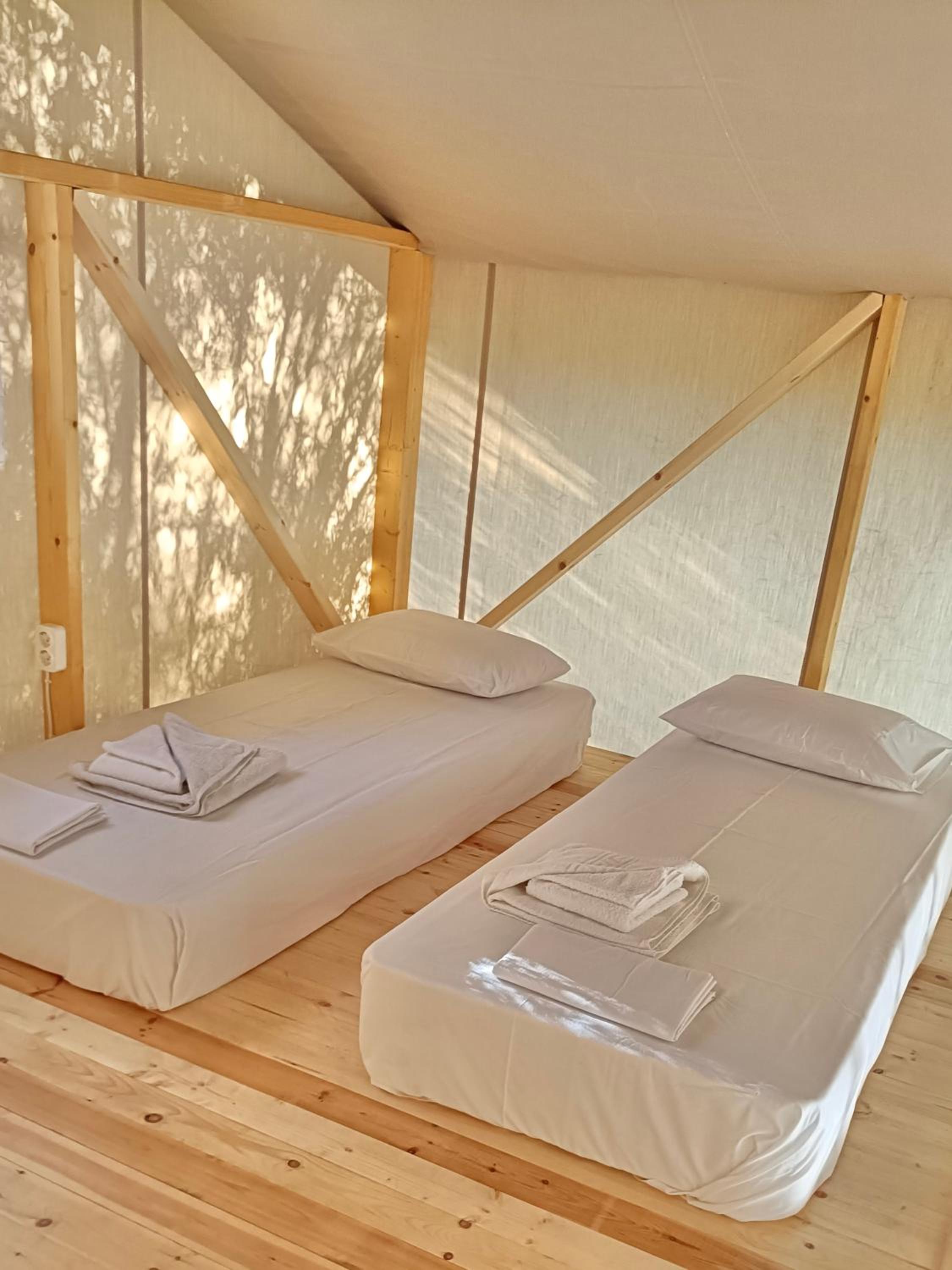 Nirikos Camping