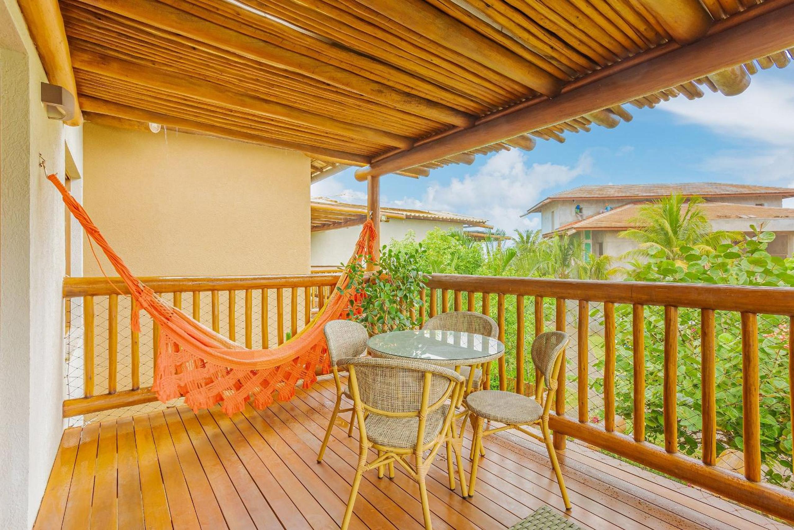 IT85 Maravilhoso Apartamento Duplex 3 Suítes, Pé Na Areia, Praia de Itacimirim - Itacimirim