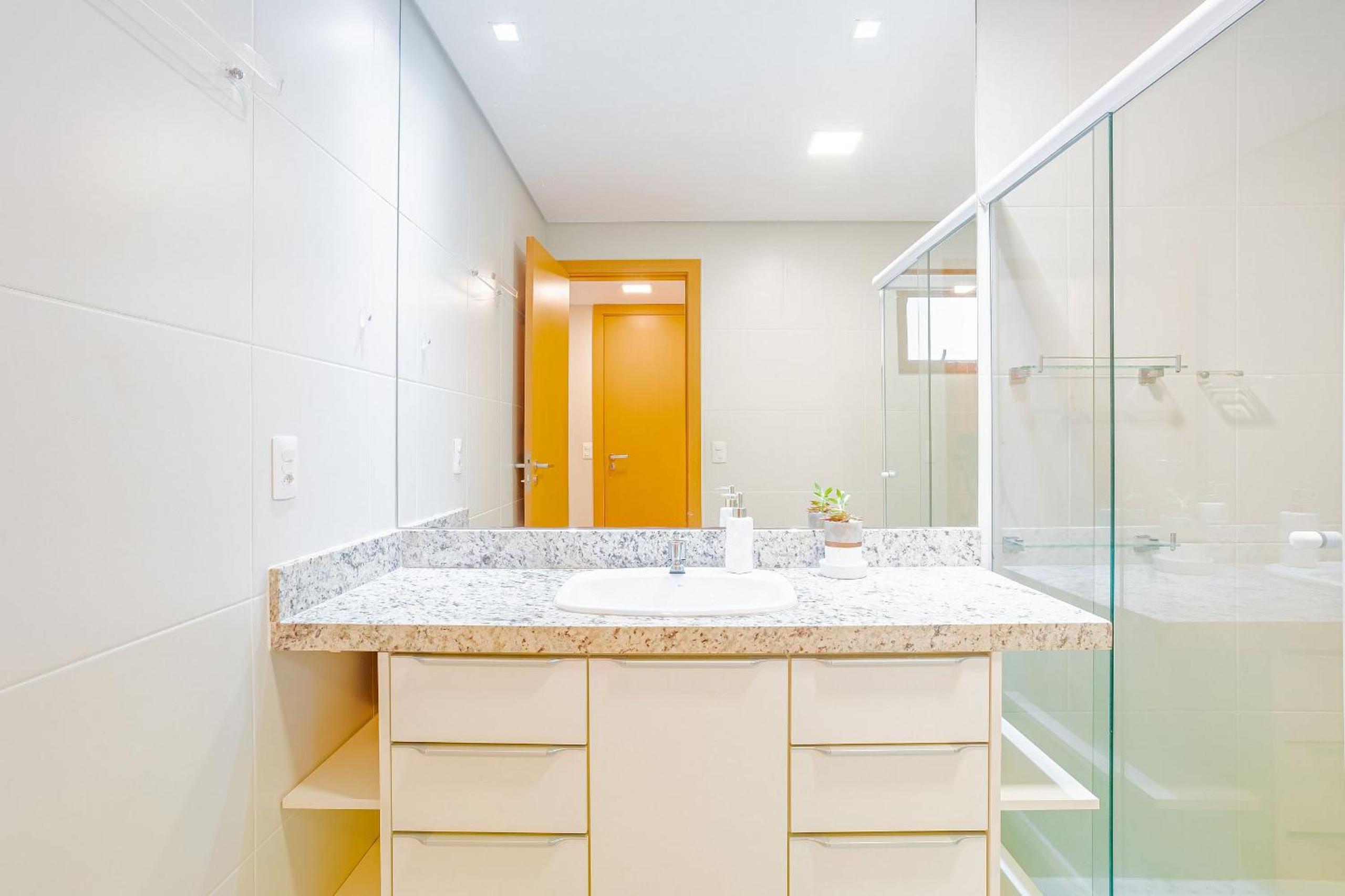 IT85 Maravilhoso Apartamento Duplex 3 Suítes, Pé Na Areia, Praia de Itacimirim - Itacimirim