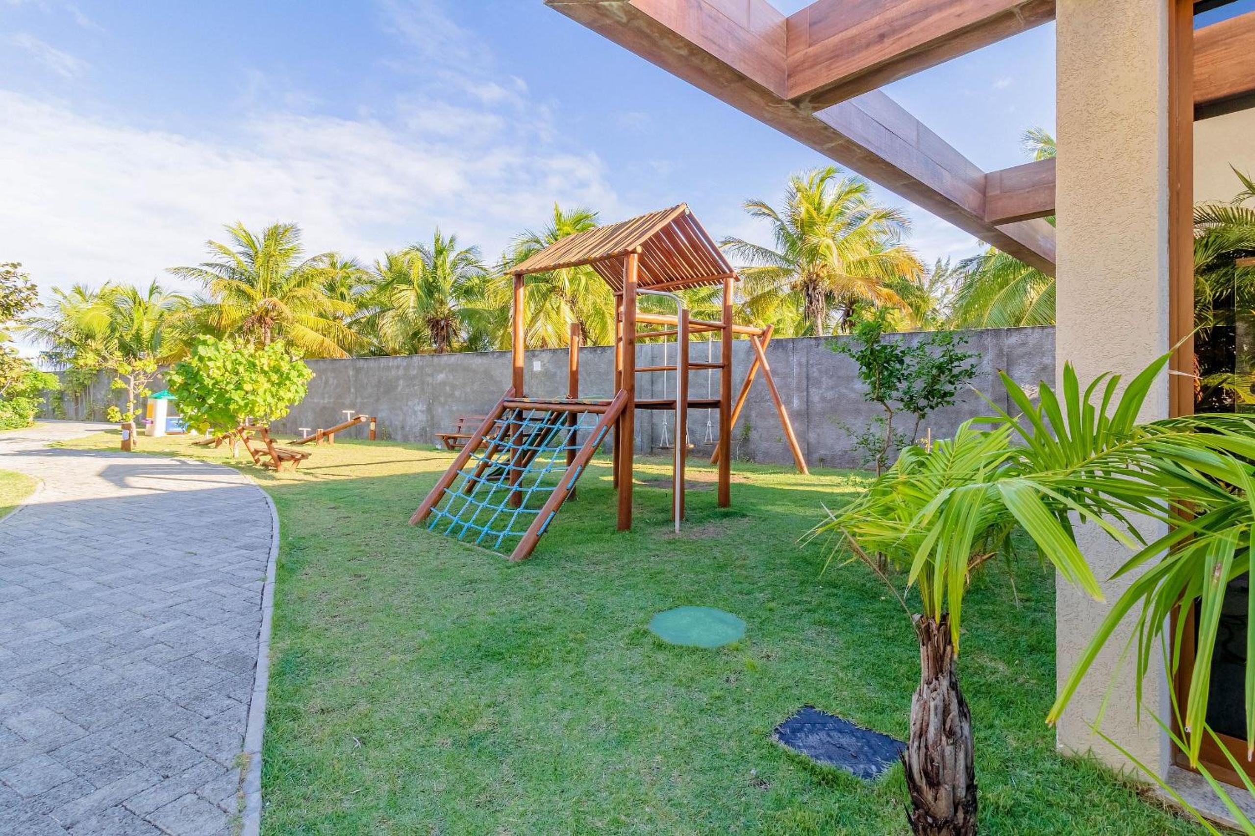 IT85 Maravilhoso Apartamento Duplex 3 Suítes, Pé Na Areia, Praia de Itacimirim - Itacimirim
