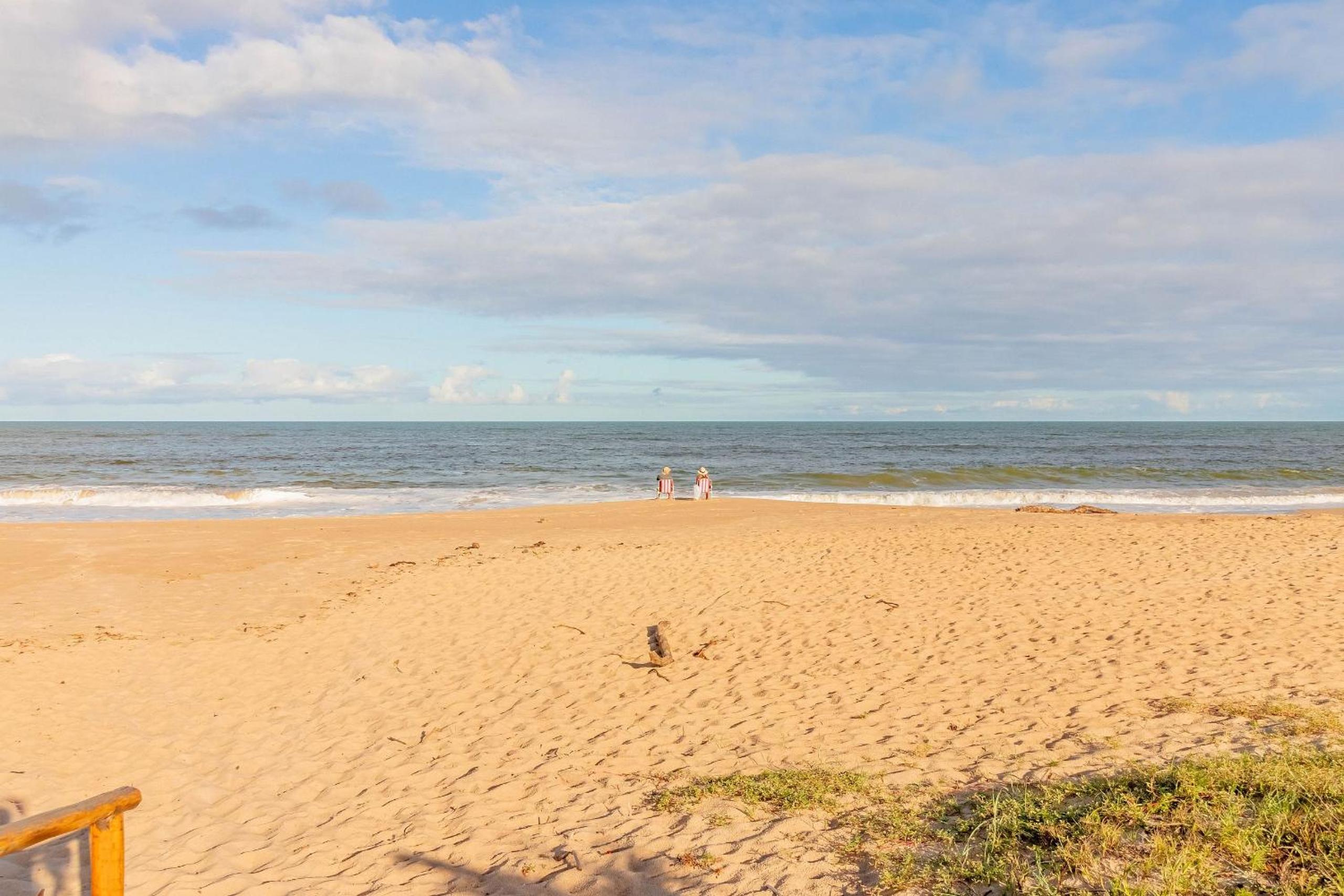 IT85 Maravilhoso Apartamento Duplex 3 Suítes, Pé Na Areia, Praia de Itacimirim - Itacimirim