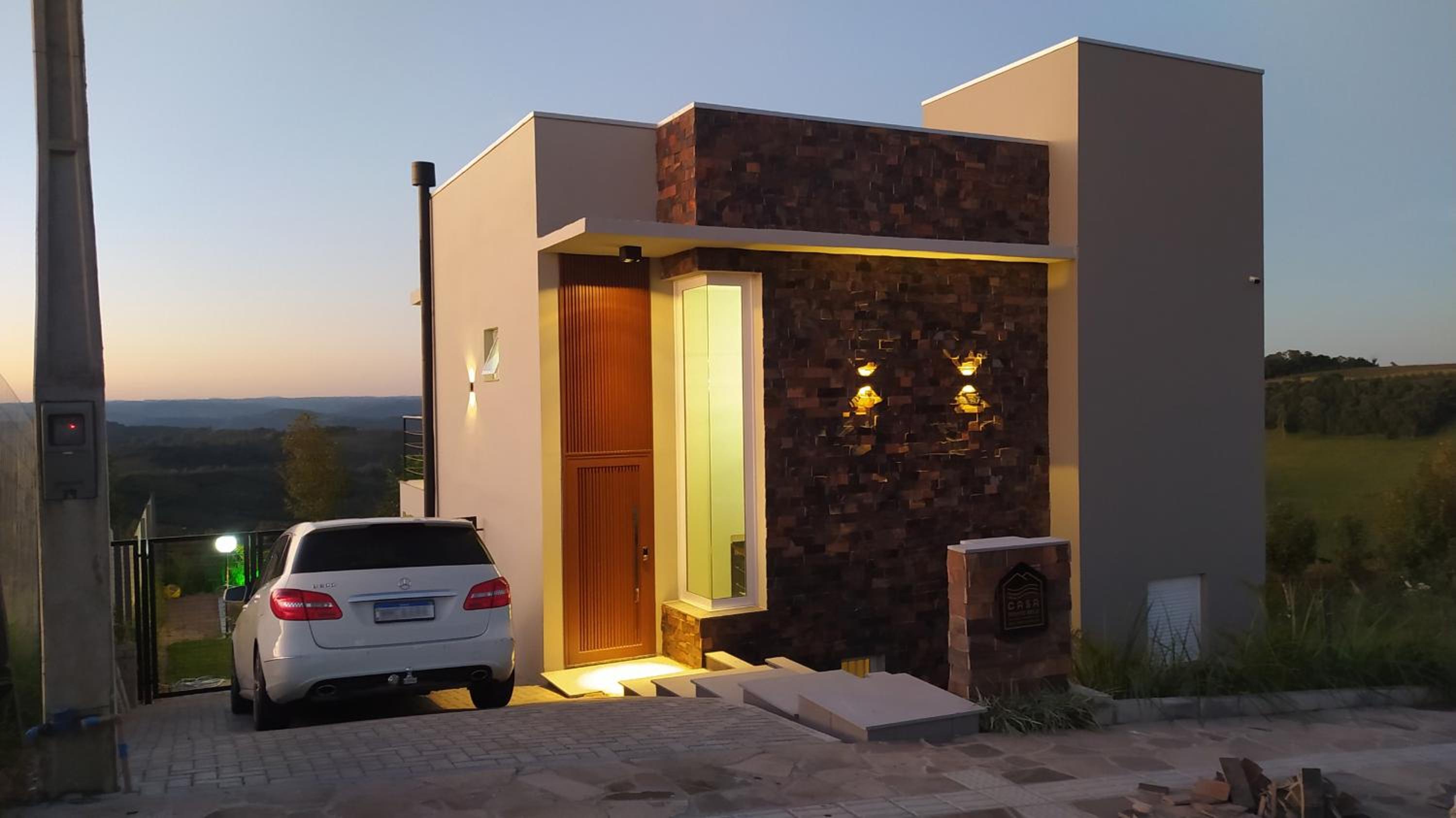 Casa 2 suítes, ofurô, piscina no Vale dos Vinhedos