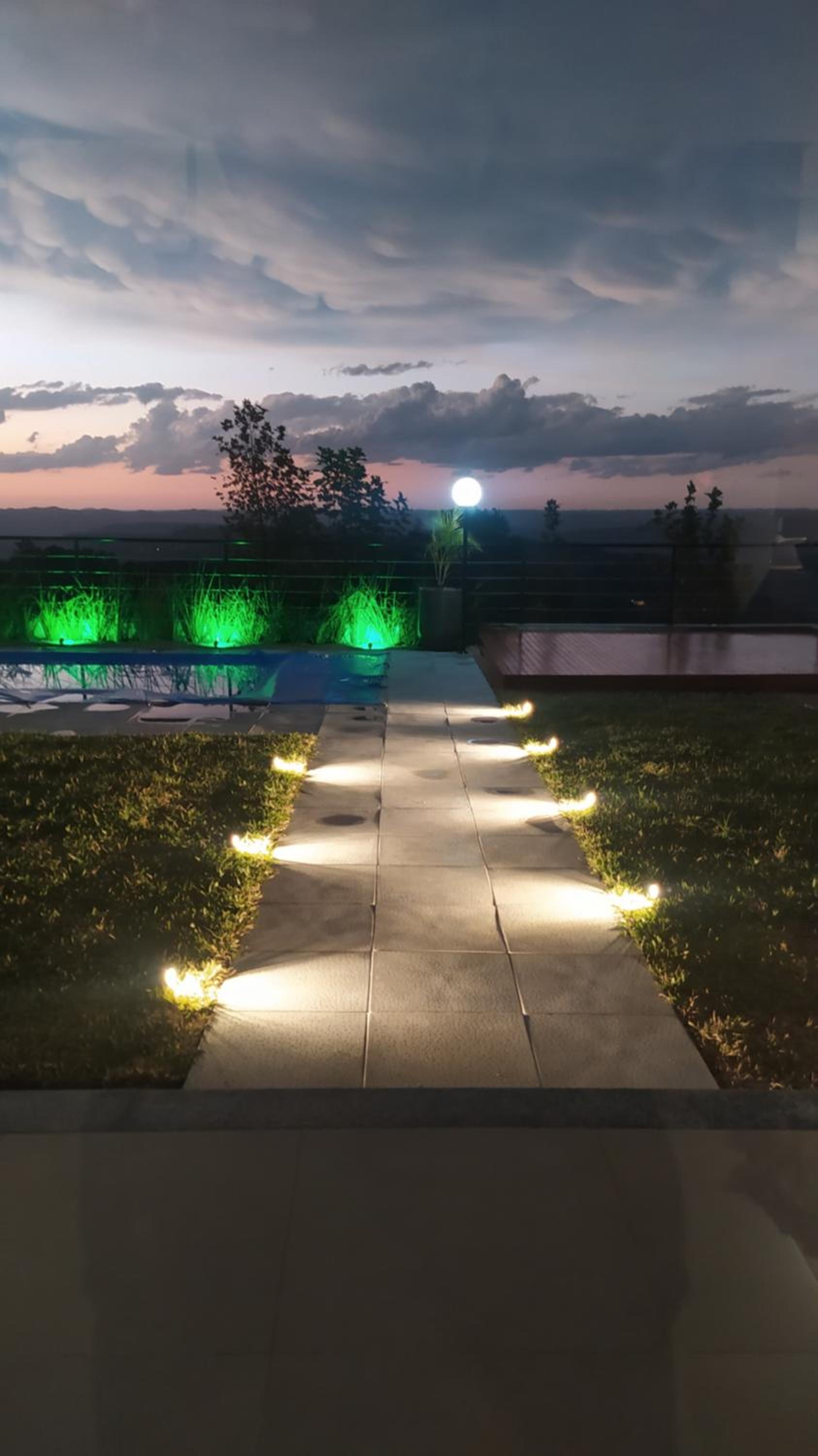 Casa 2 suítes, ofurô, piscina no Vale dos Vinhedos