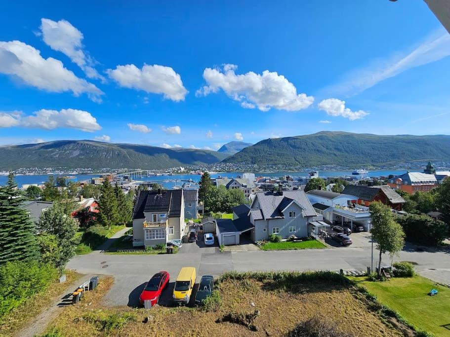 Cozy central loft apartment with amazing view view 2