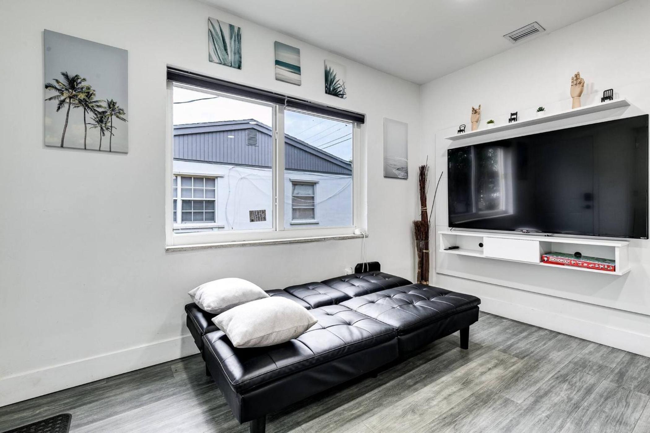 North Miami Beach Suite view 4