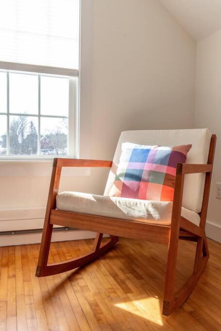 Elmore Views - 10 Min to Stowe, Pet Friendly! view 3