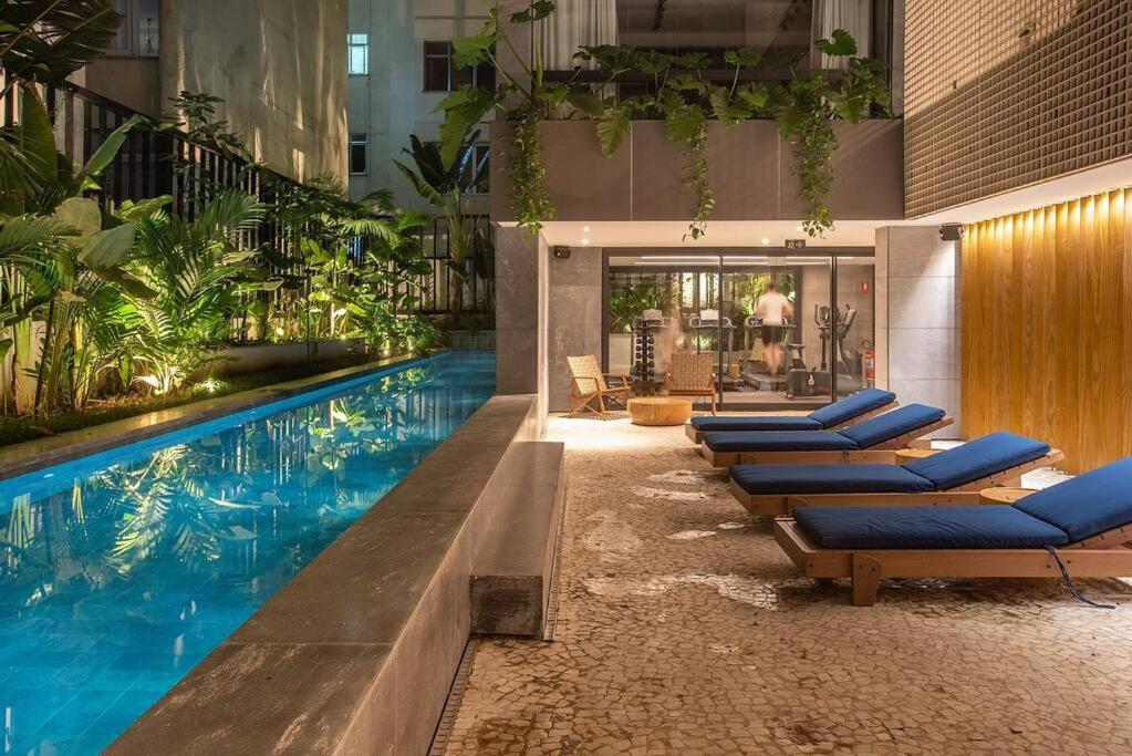 Azure Sea & Luxury