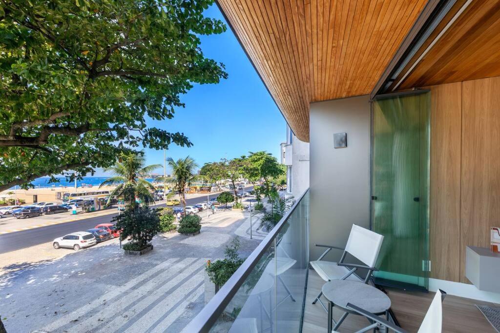 Azure Sea & Luxury