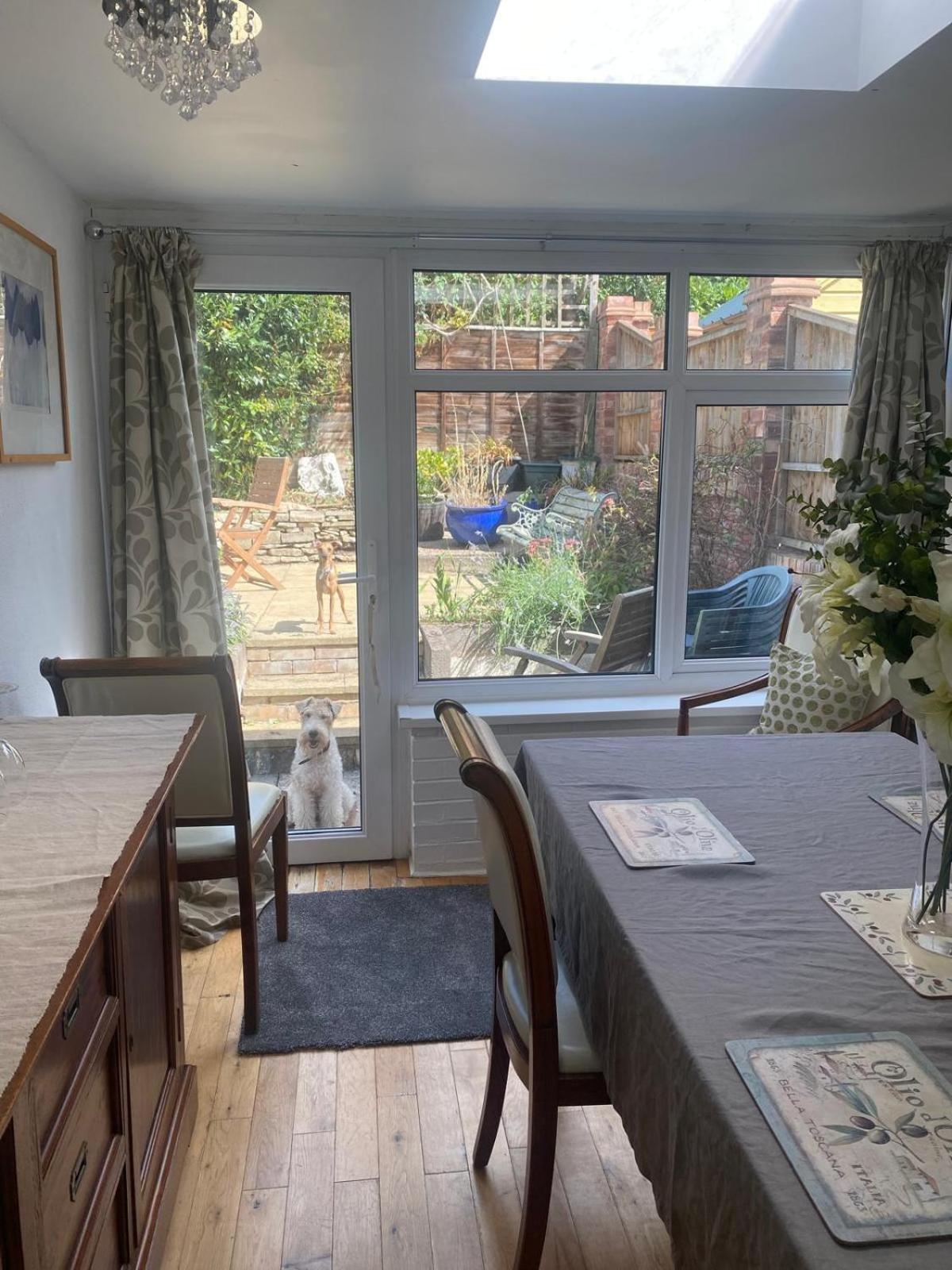 Kendall Cottage, Stratford-Upon-Avon town centre view 5