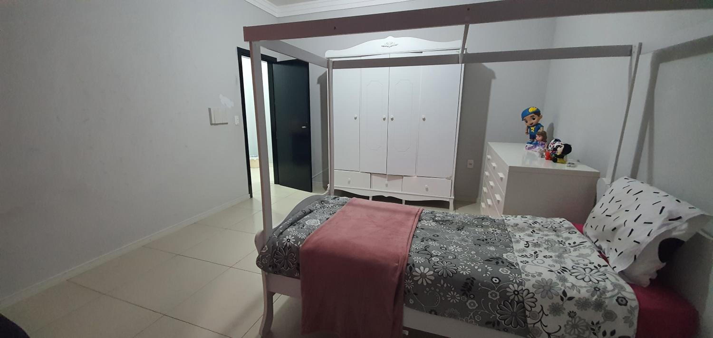 Casa-Ampla Porto Alegre-RS