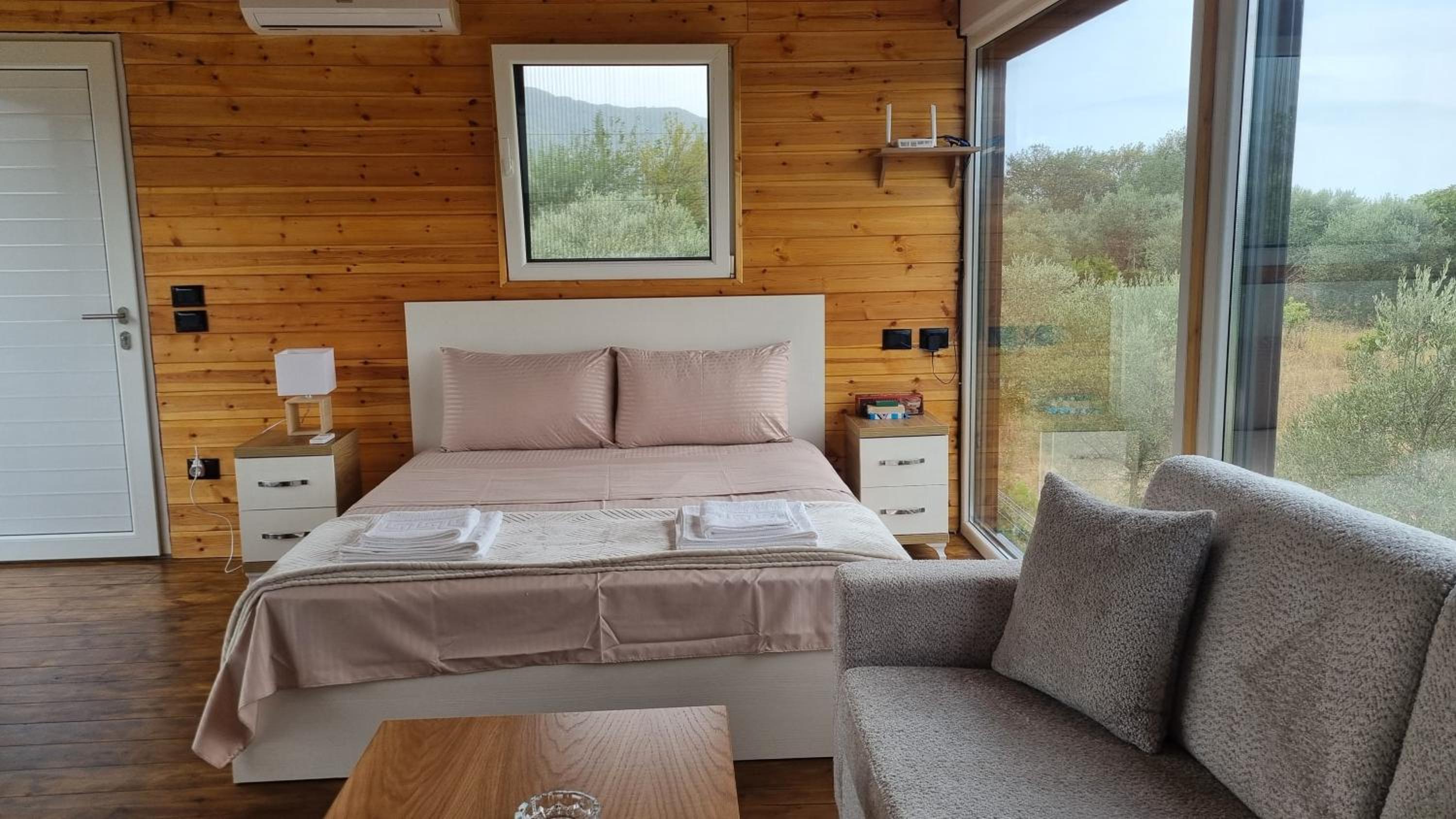 Kallmeti Treetop Suite