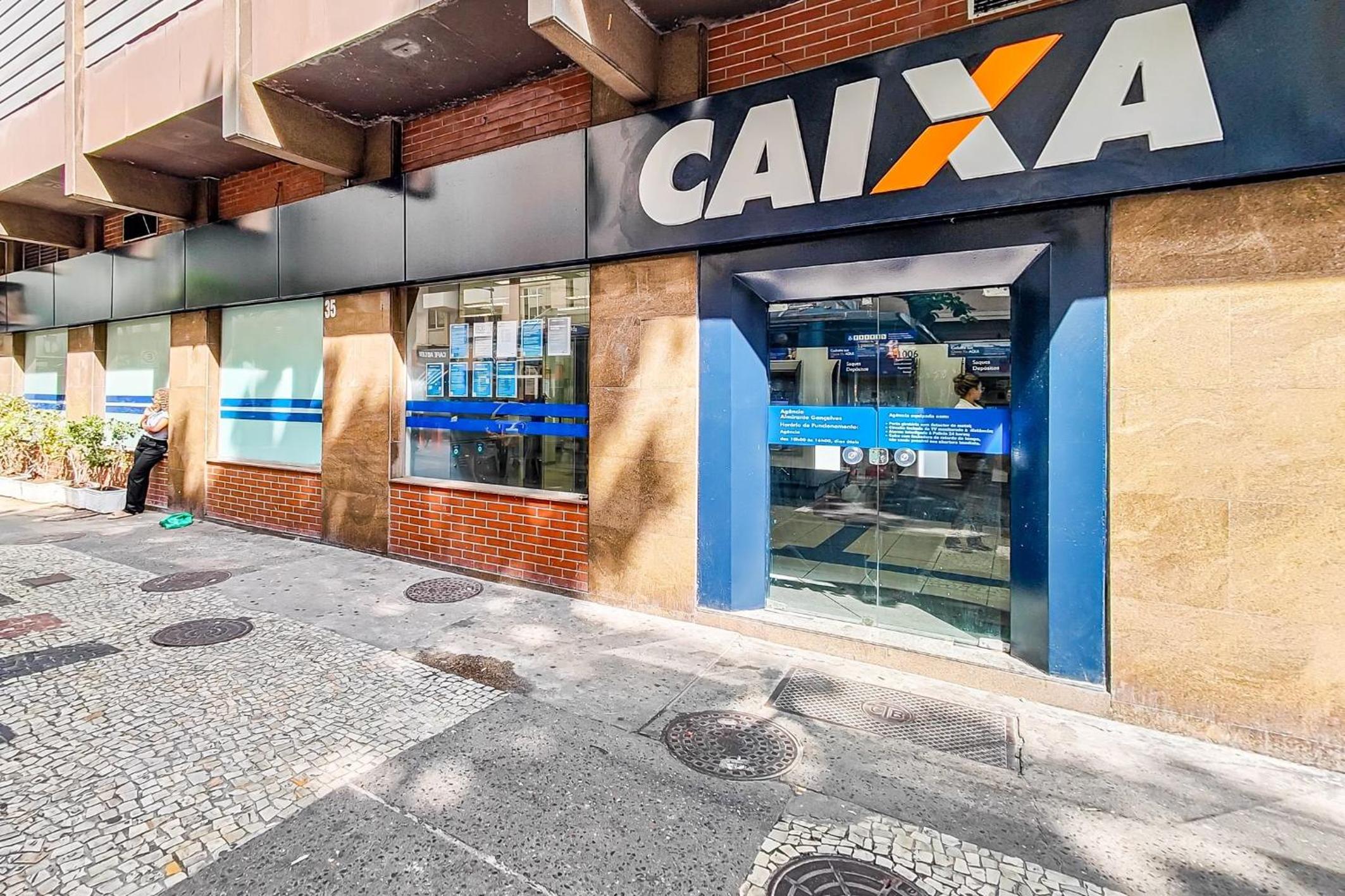 Copacabana: Cozy Stay Near Metro | Sleeps 4
