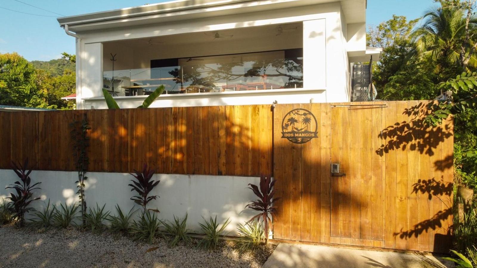 Dos Mangos Vacation Rentals